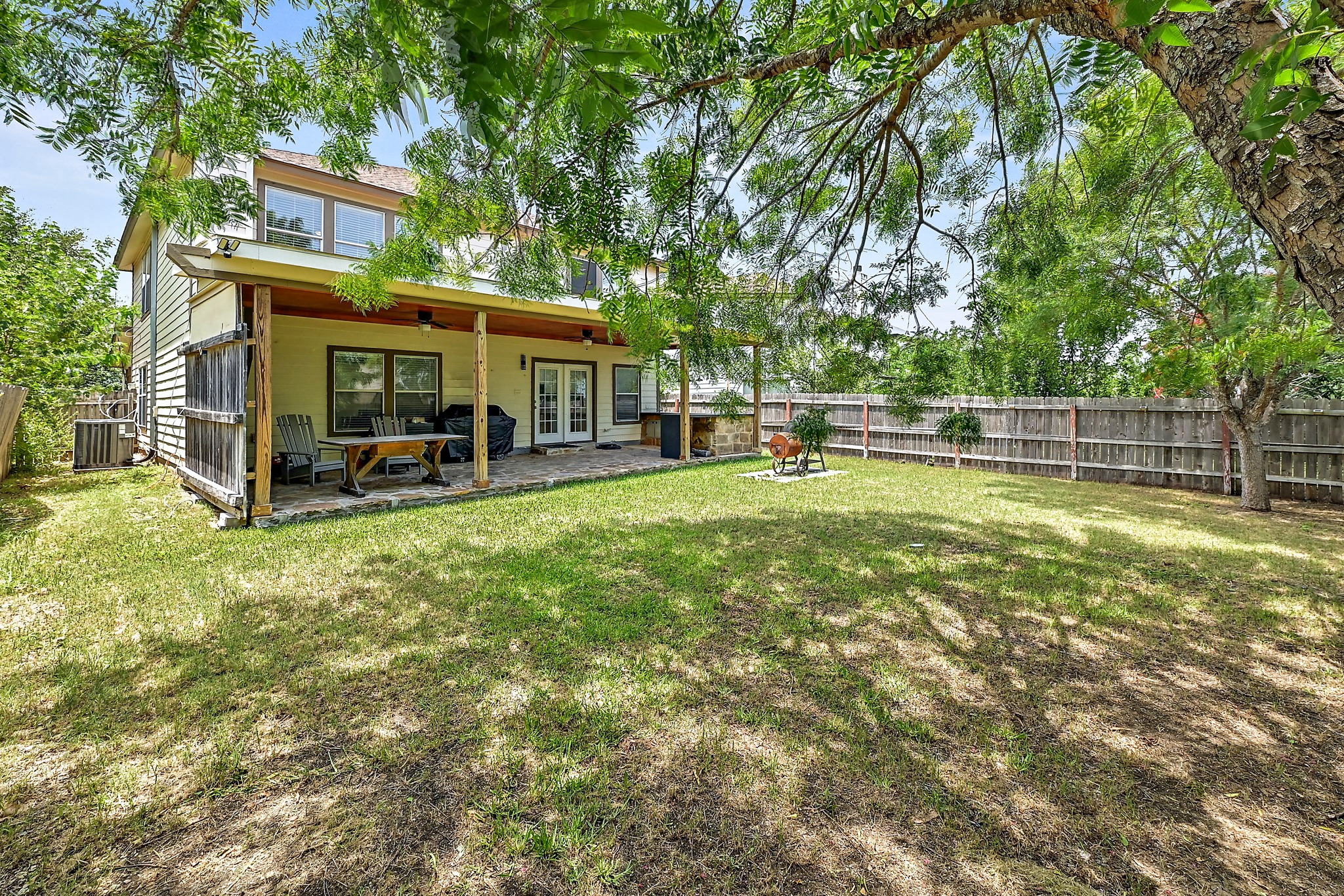 main property photo 34