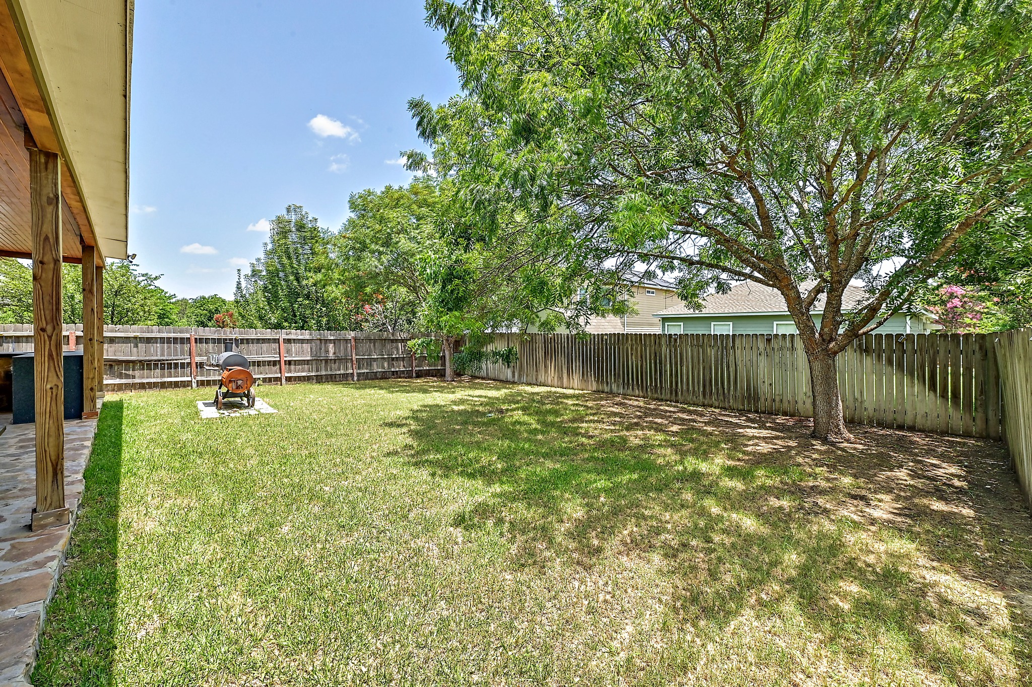 main property photo 35