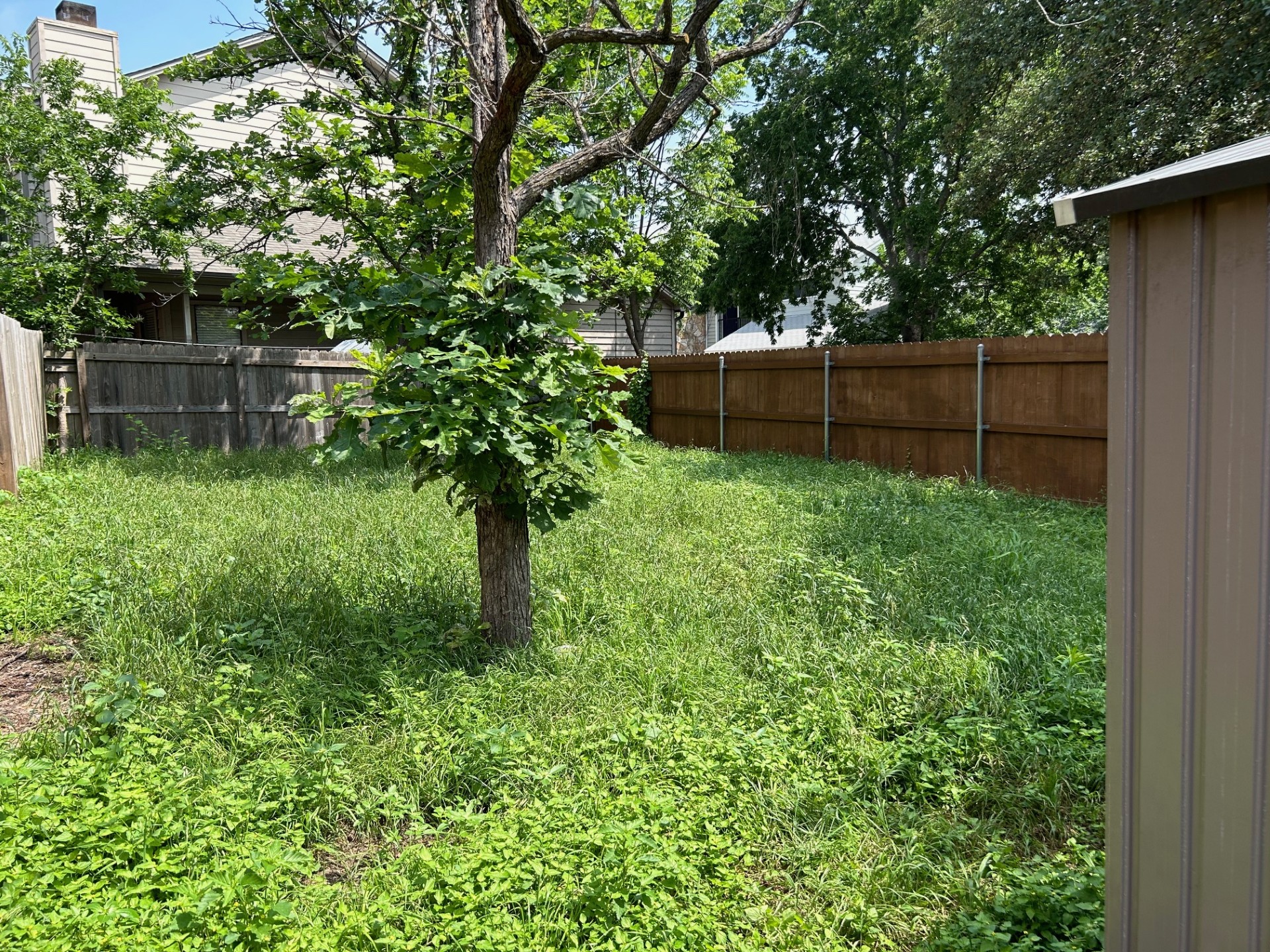 main property photo 16