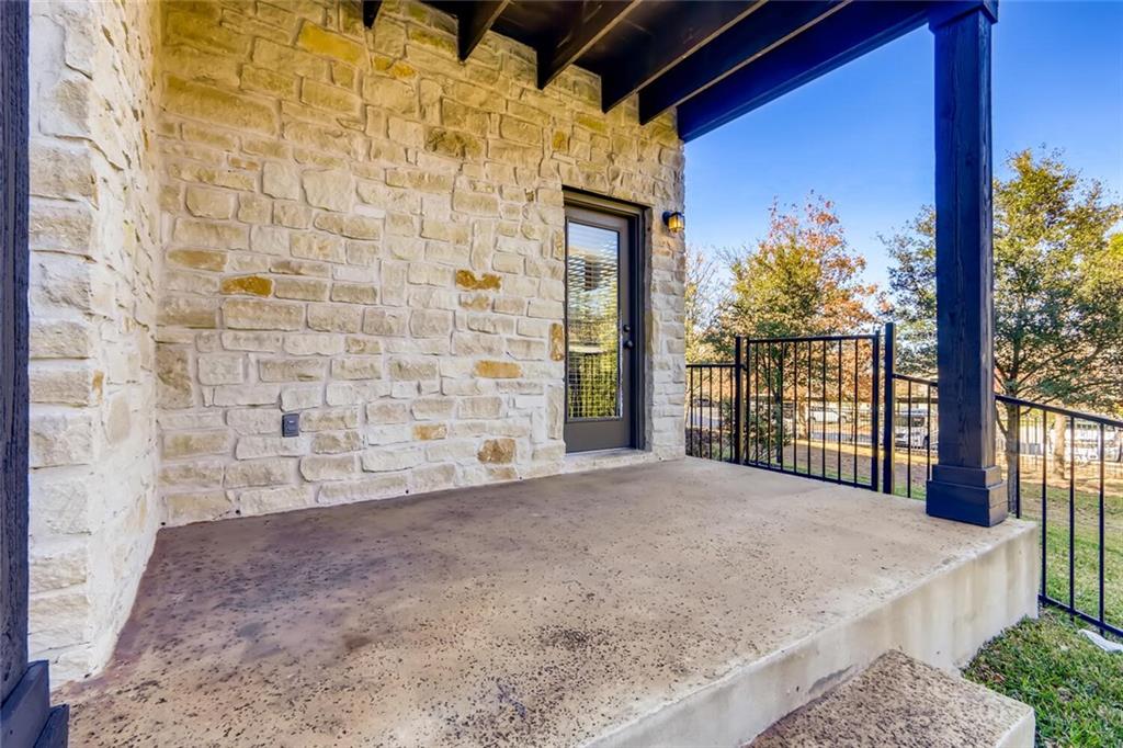 main property photo 25