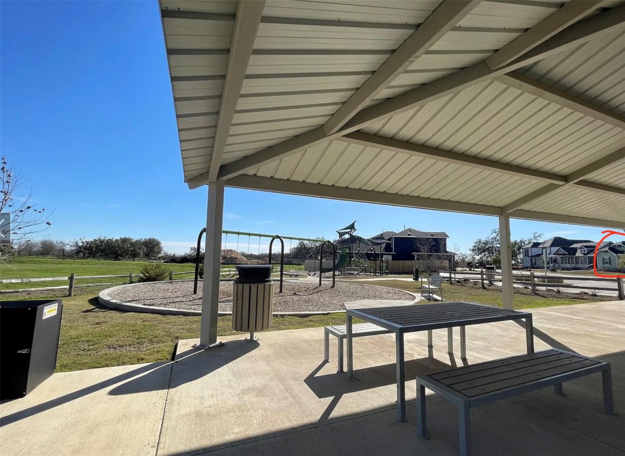 main property photo 14