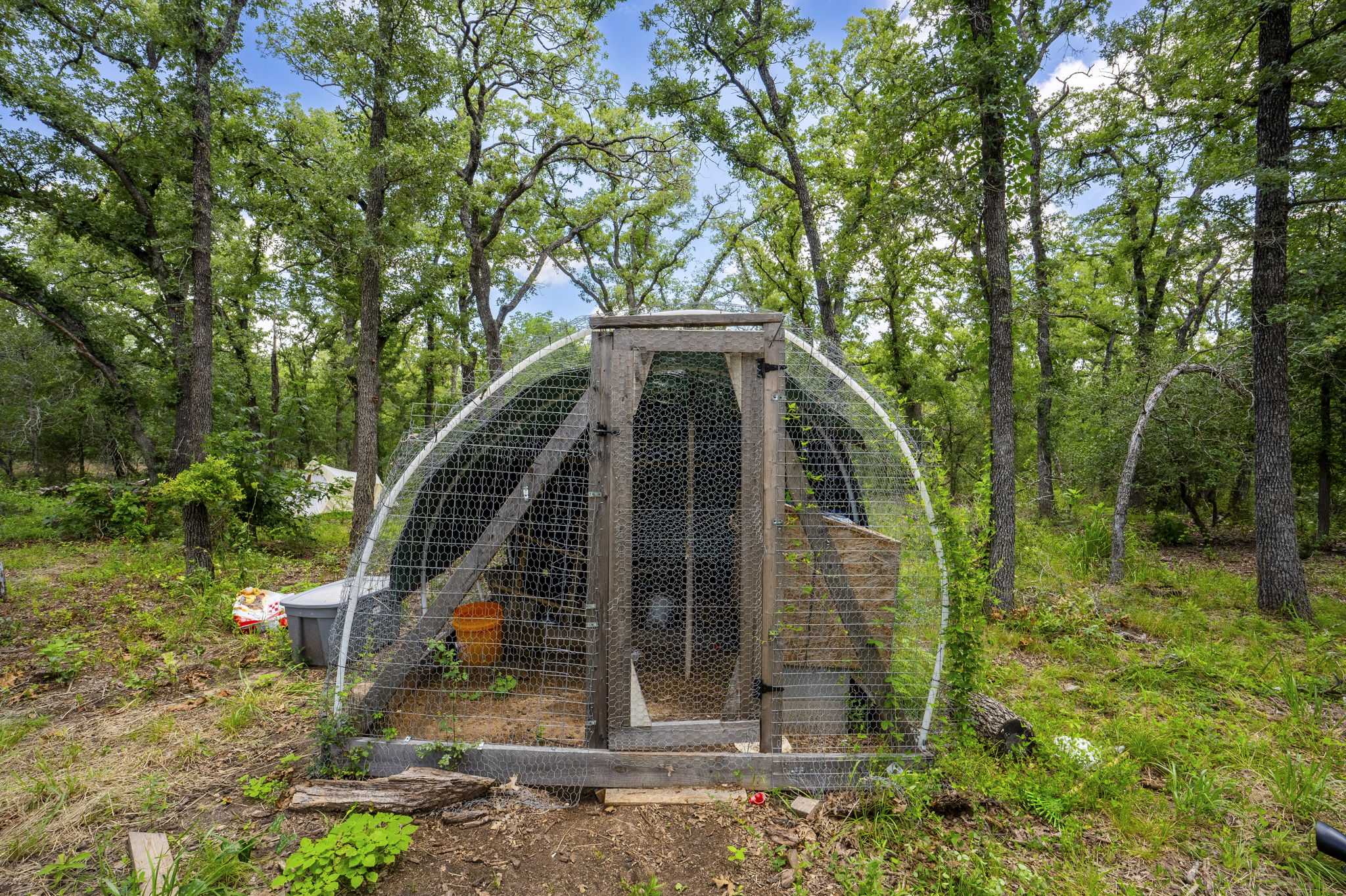 main property photo 15