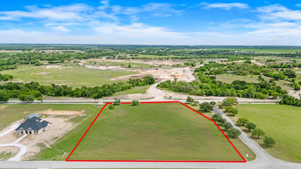 main property photo 18