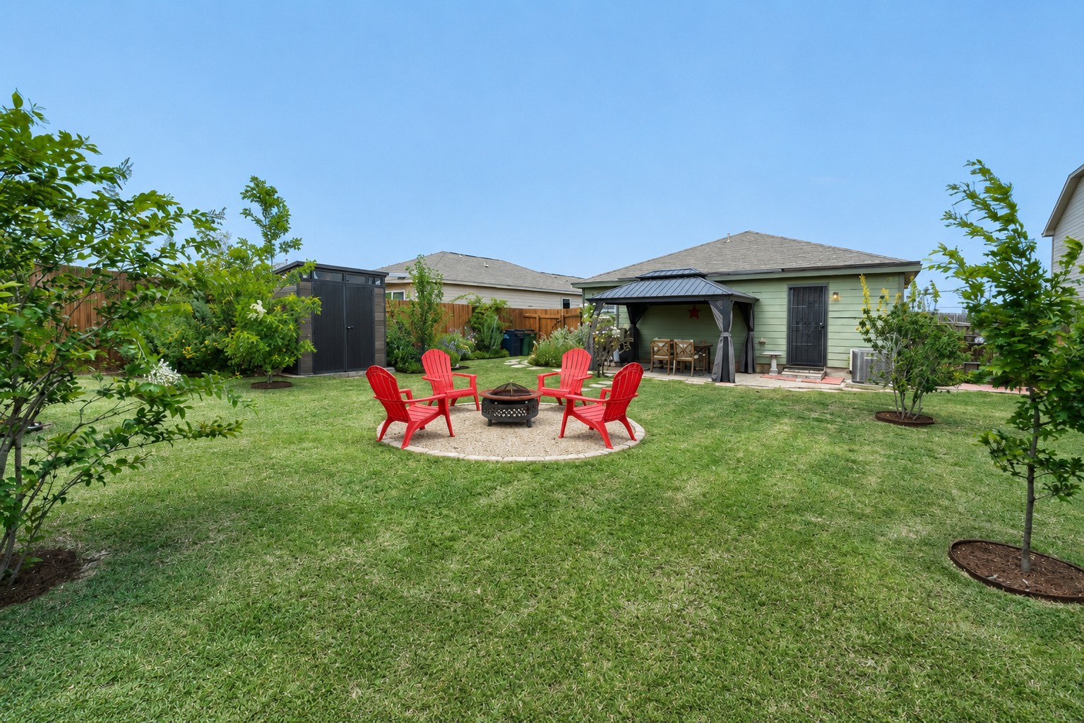 main property photo 4