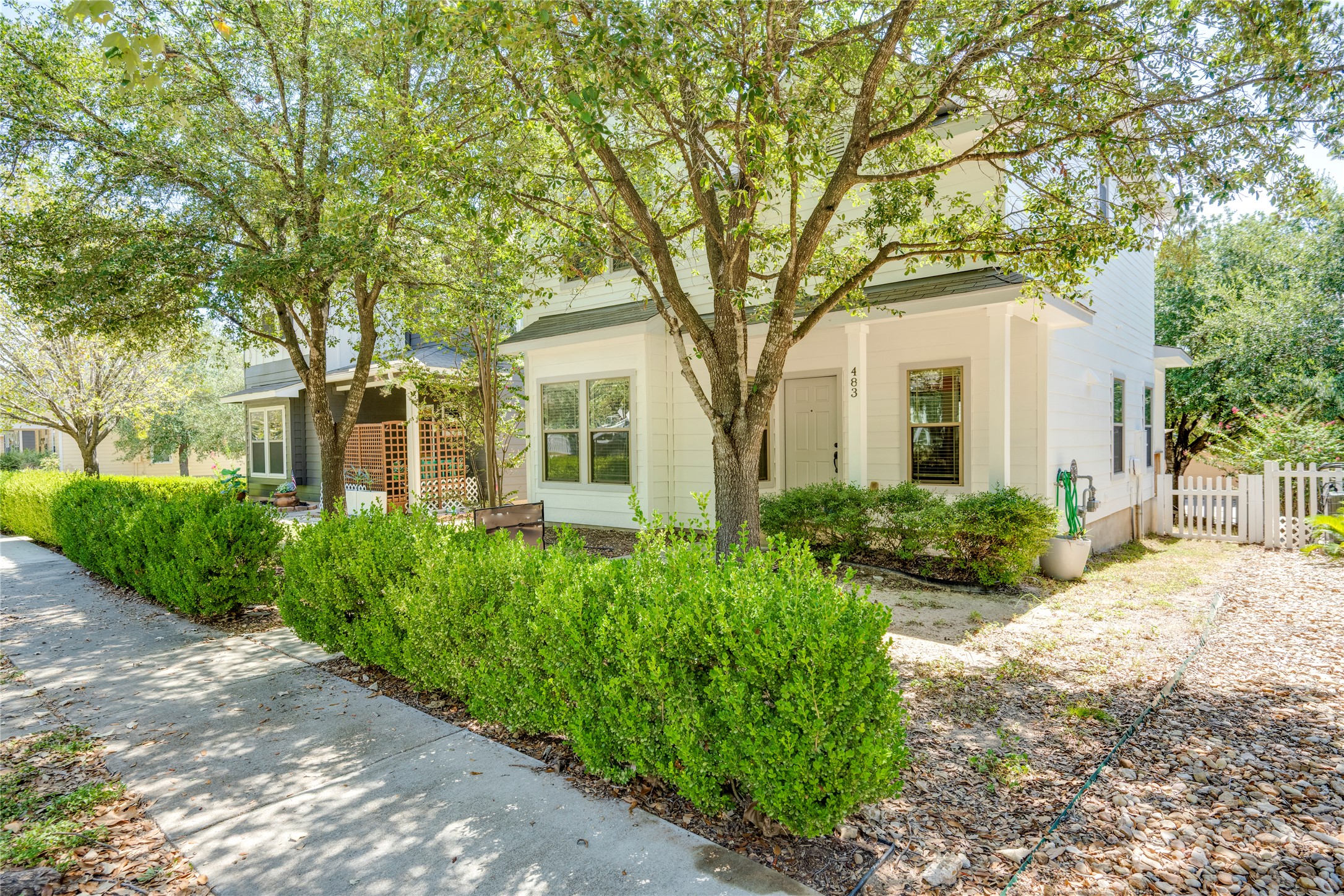 main property photo 37