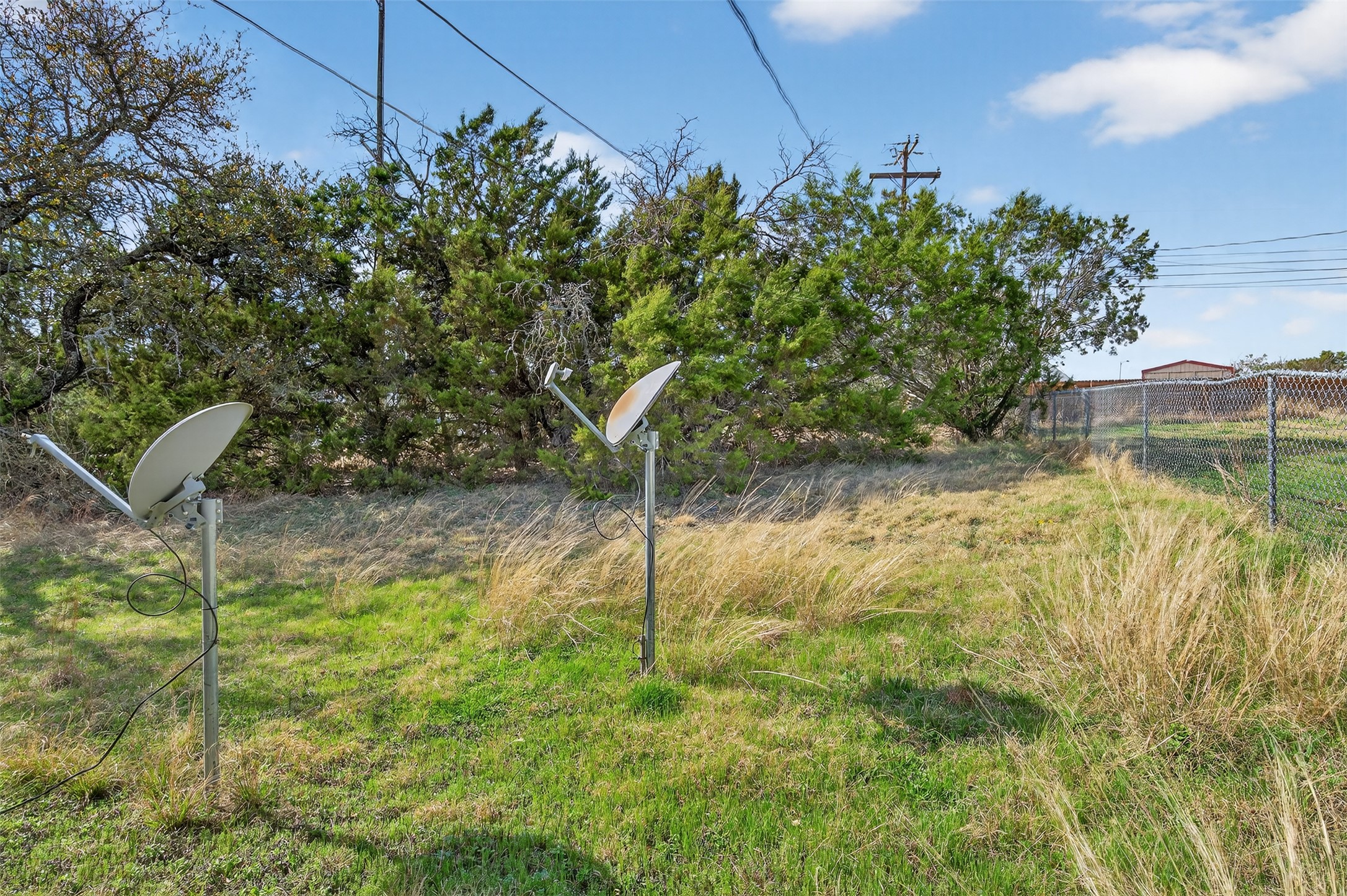main property photo 15