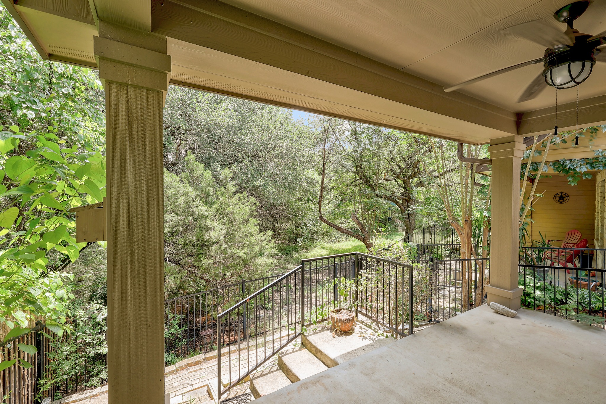 main property photo 24