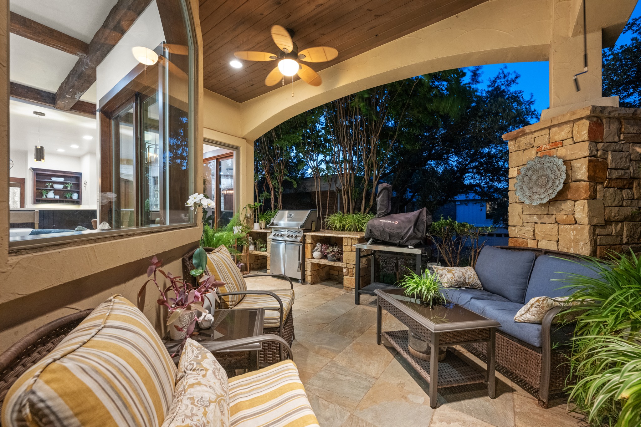 main property photo 12