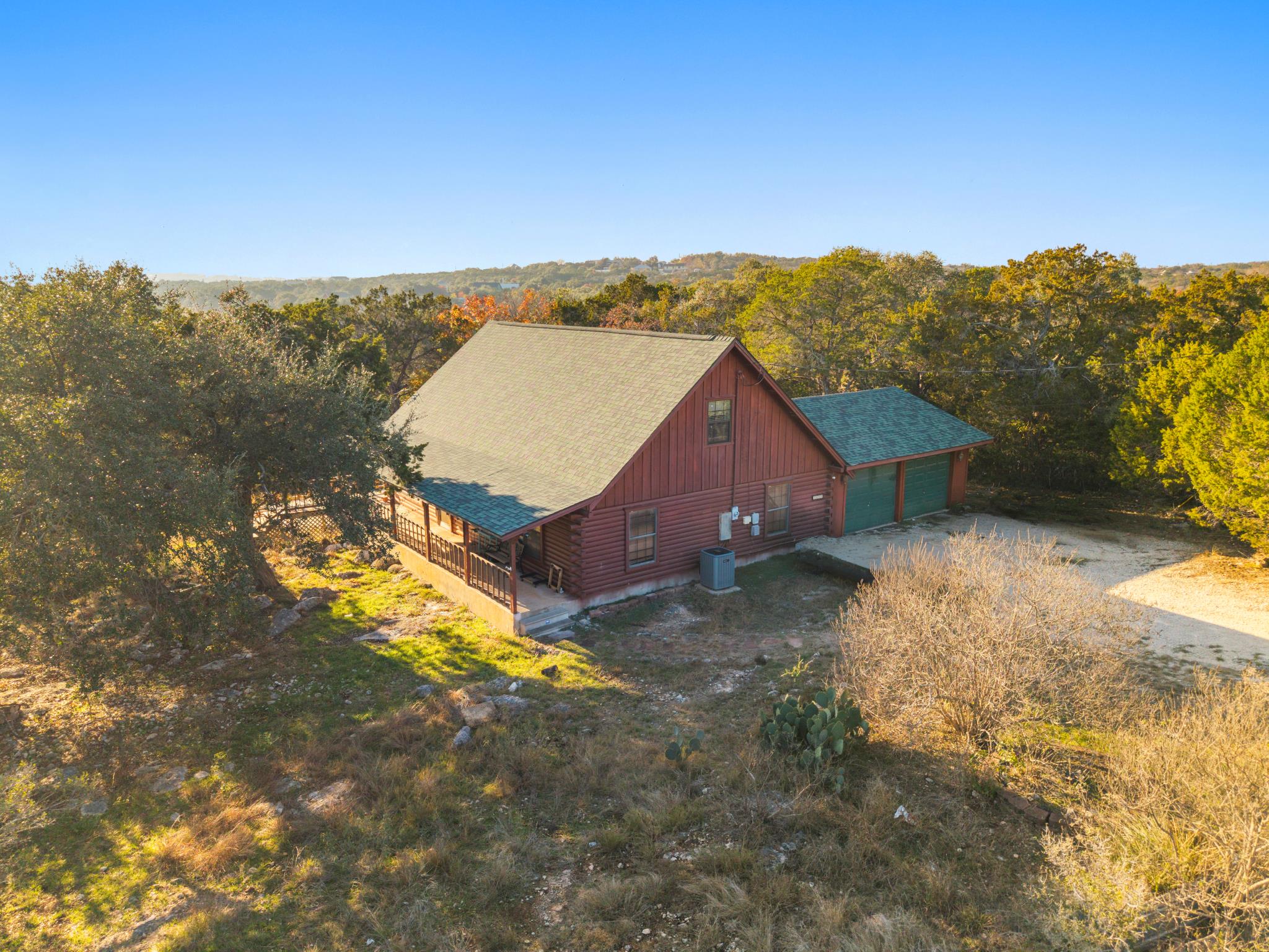 main property photo 4