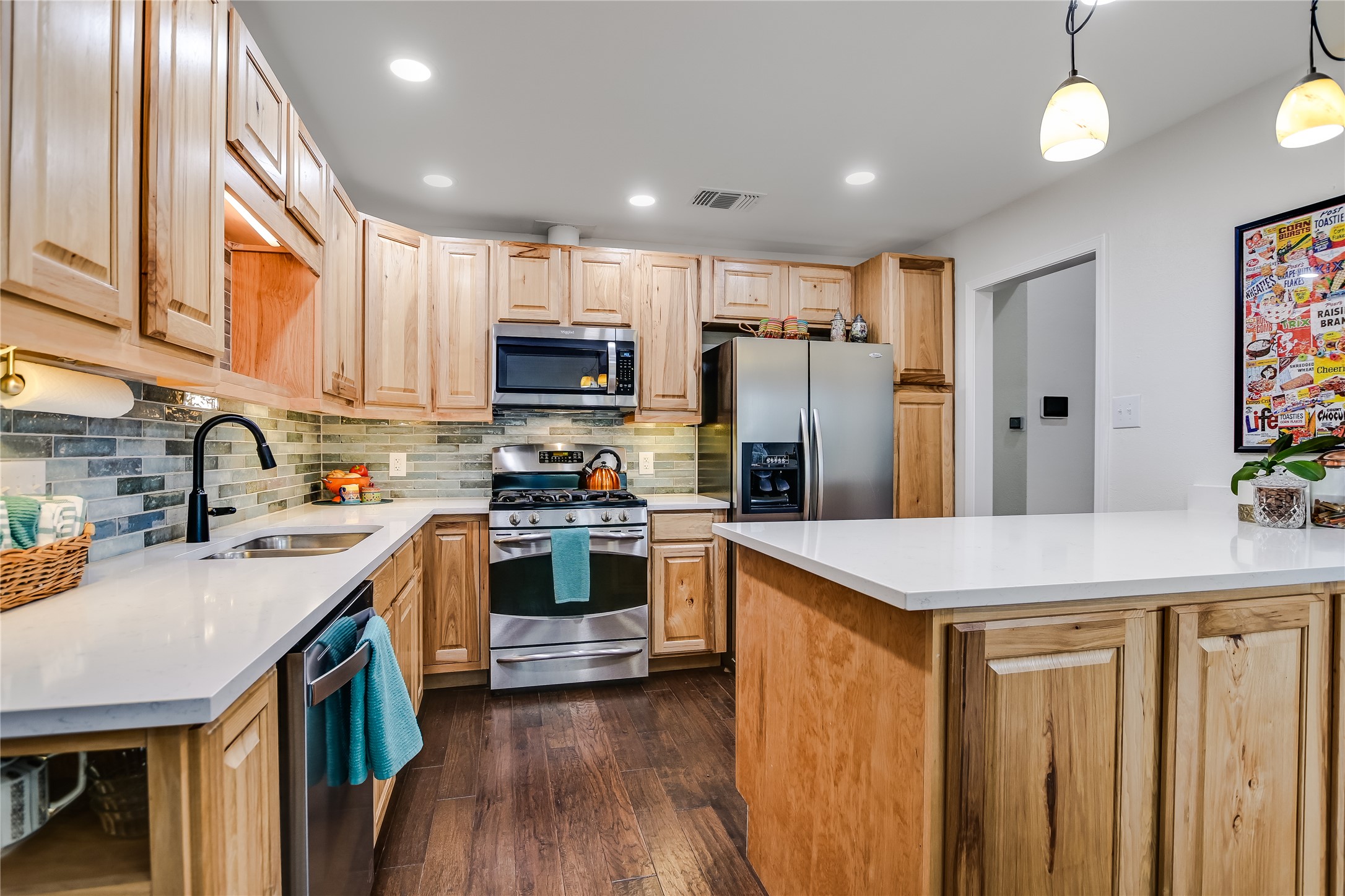 main property photo 3