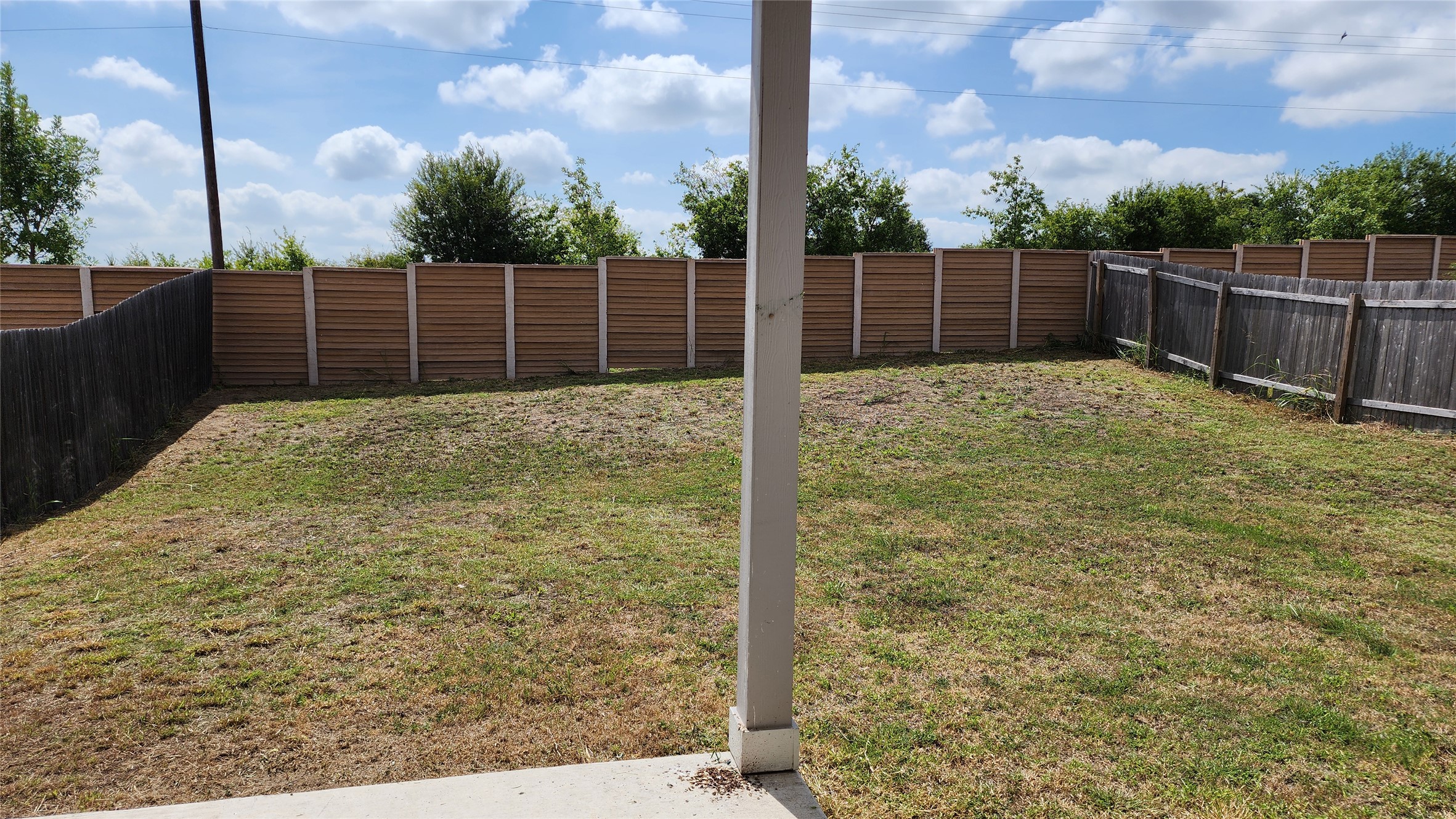main property photo 16