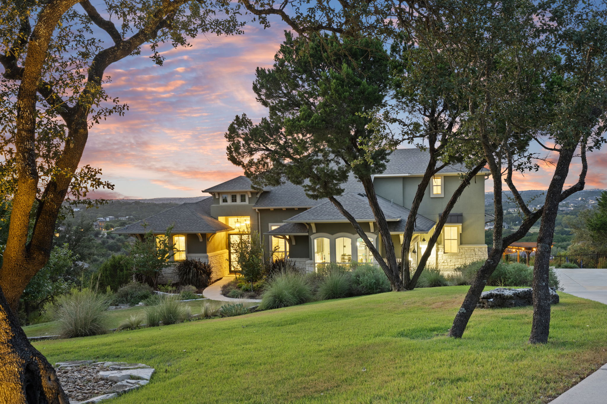 main property photo 36