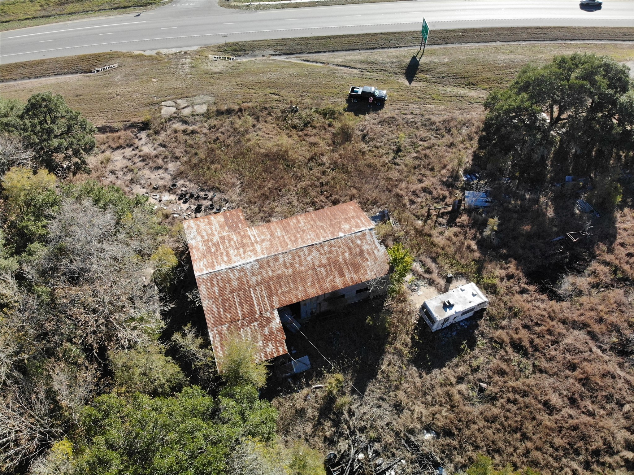 main property photo 10