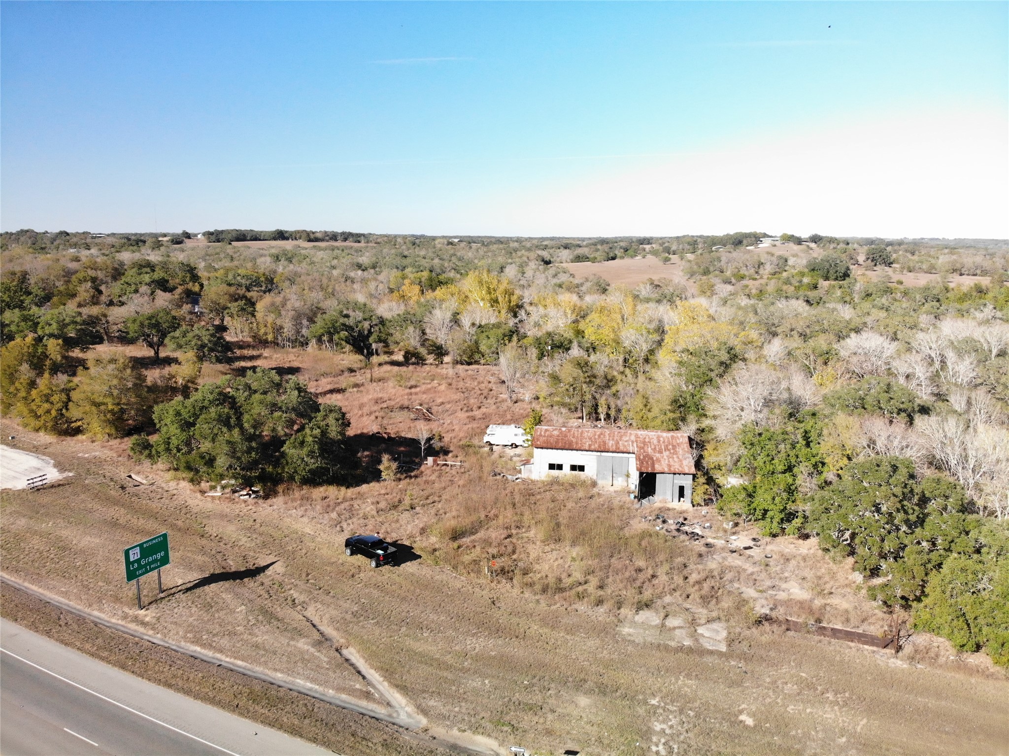 main property photo 16
