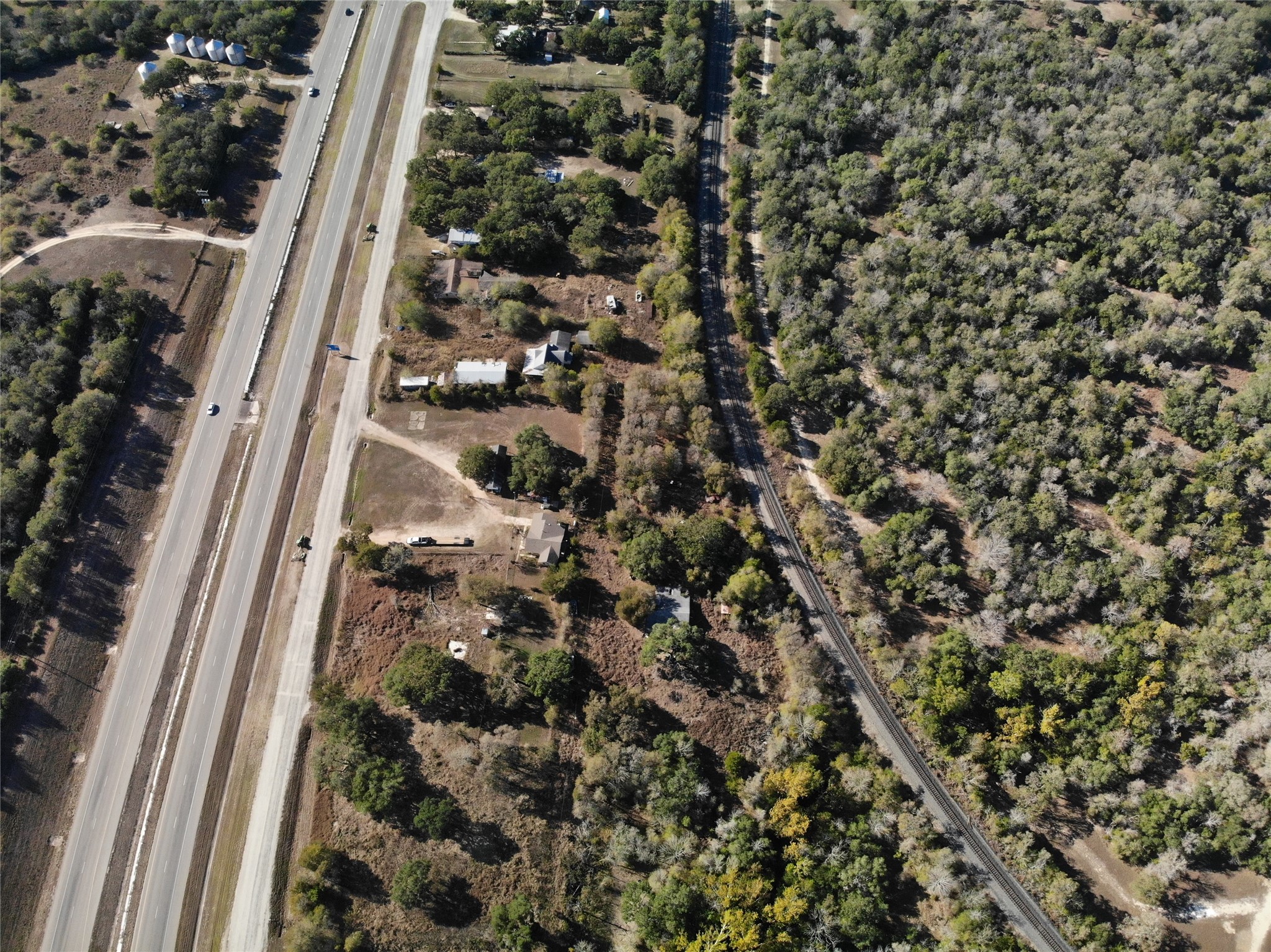 main property photo 6
