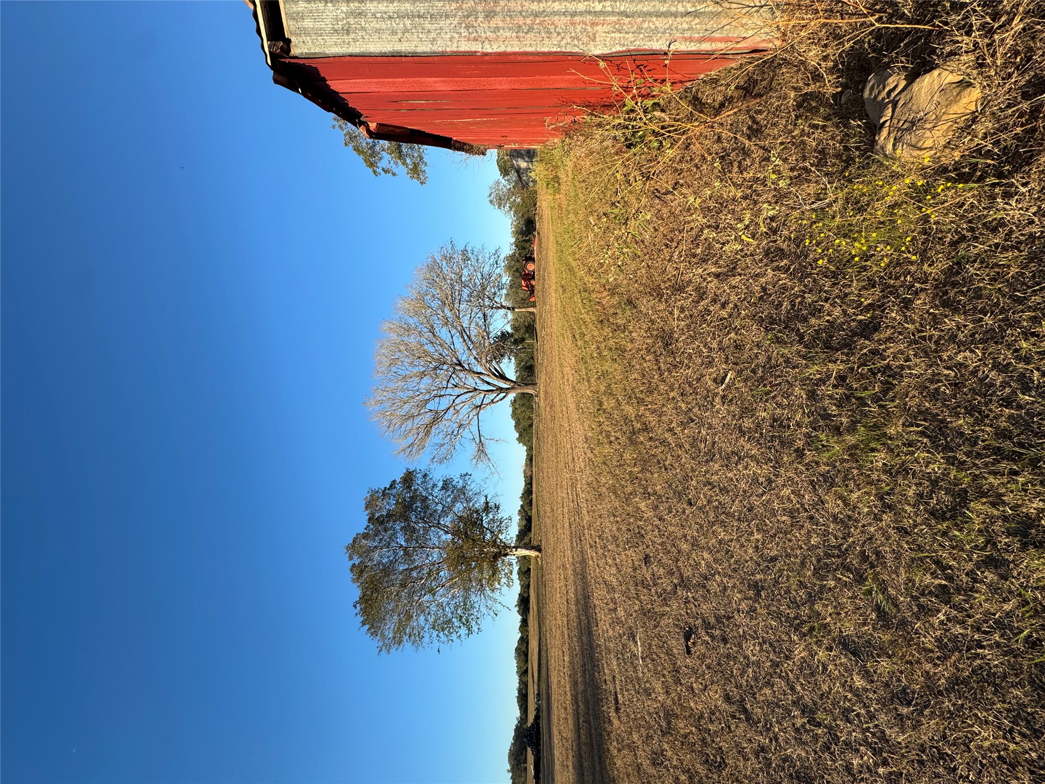 main property photo 38