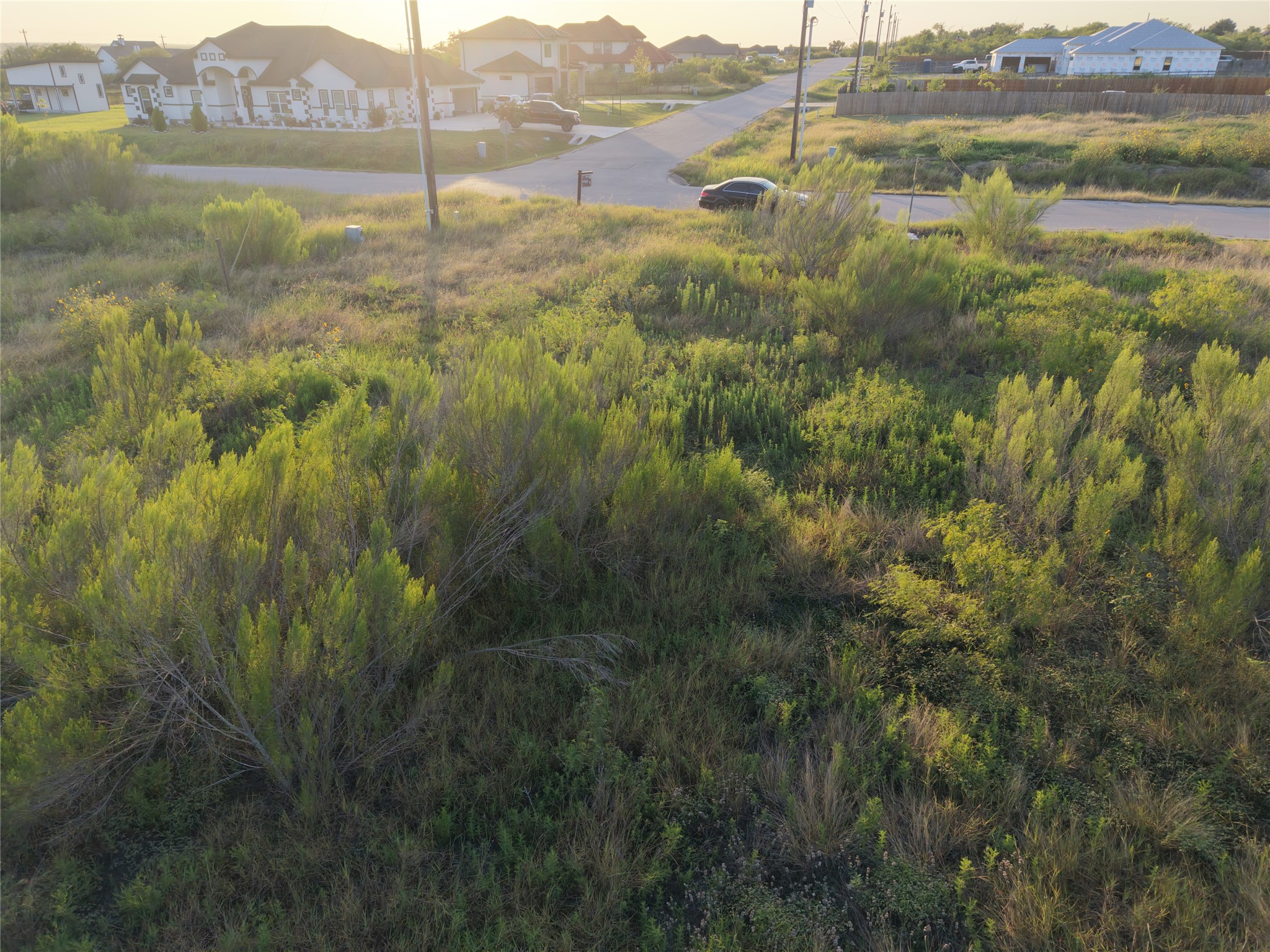 main property photo 30