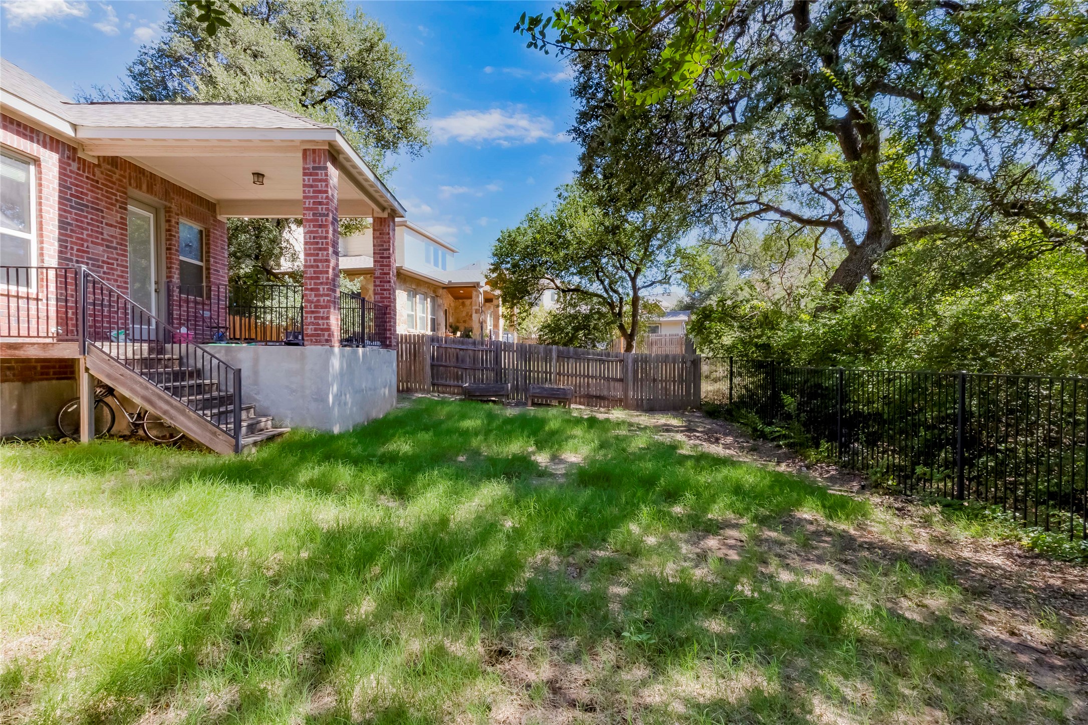 main property photo 36