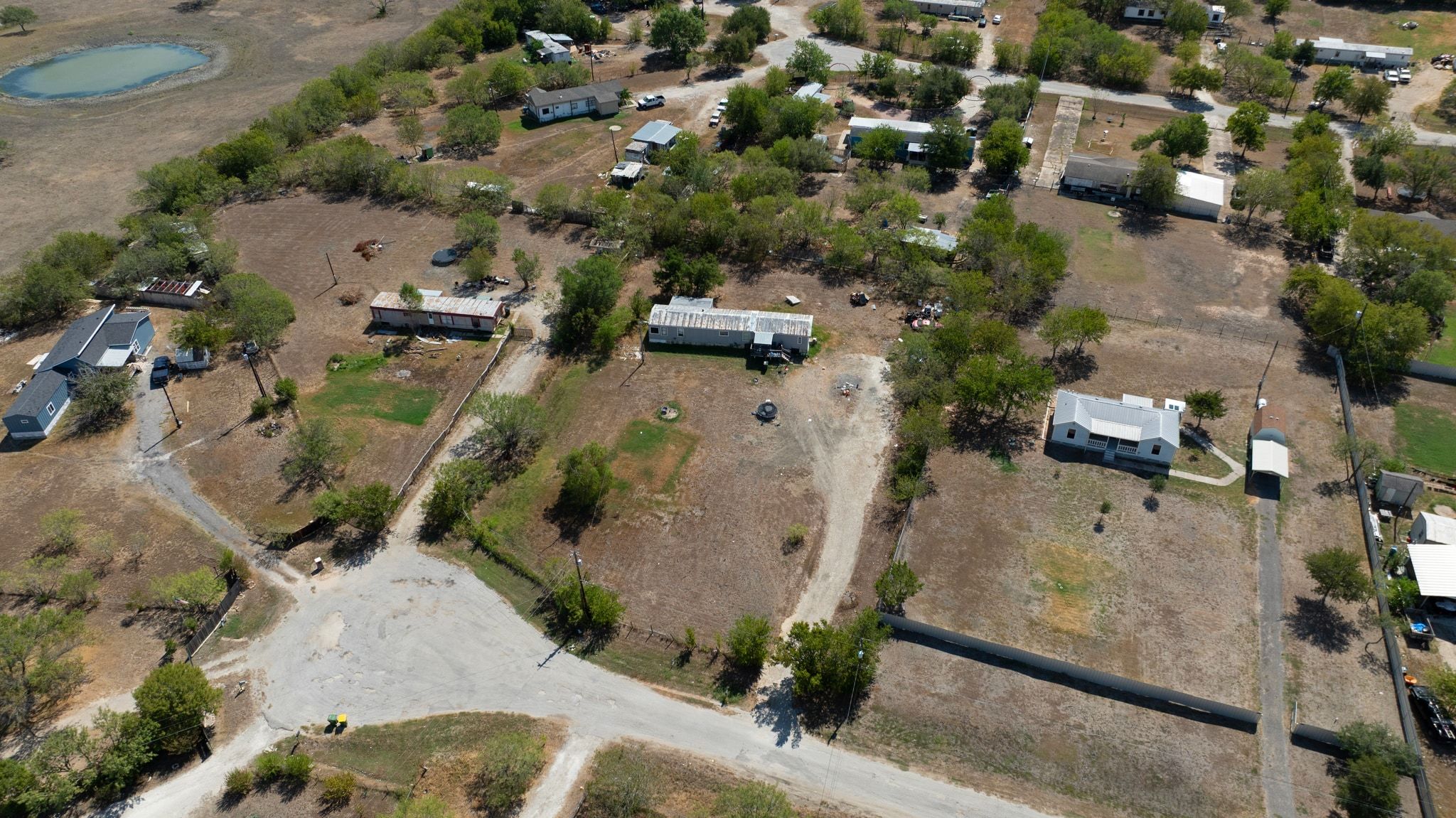 main property photo 14