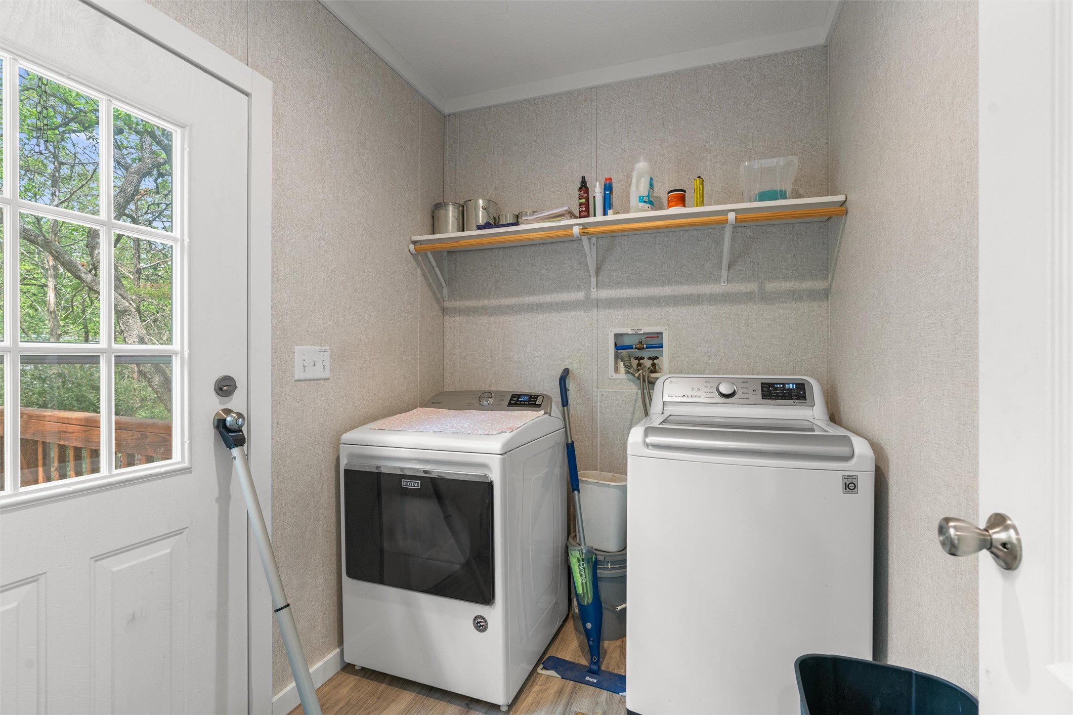 main property photo 13