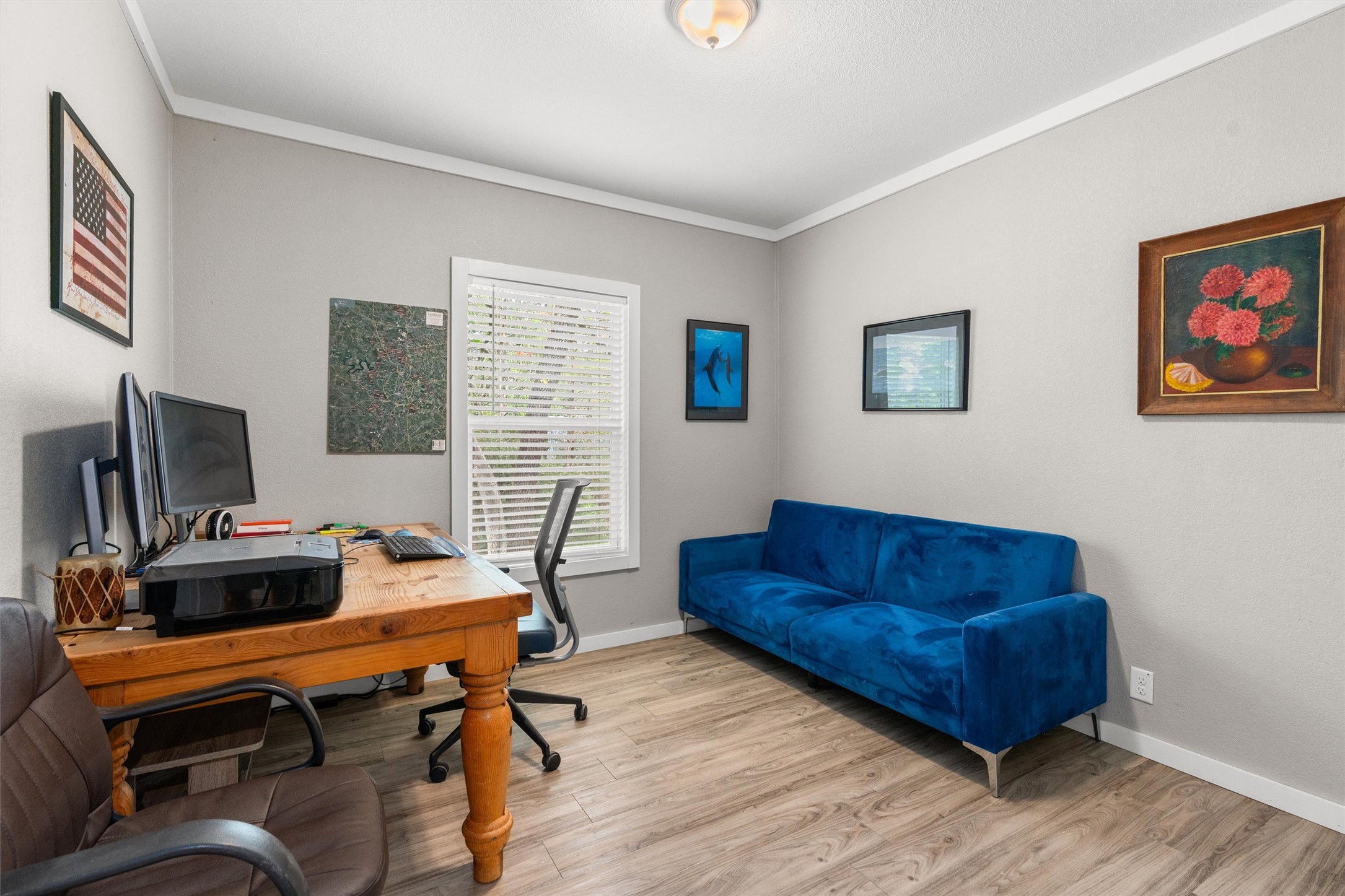 main property photo 23
