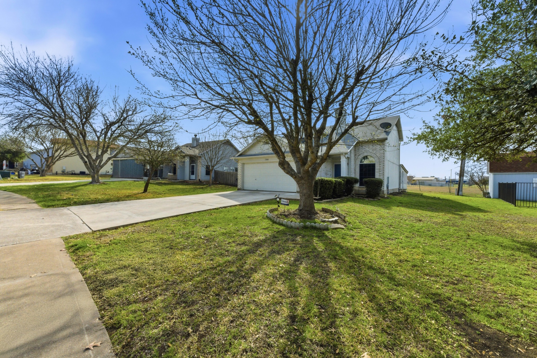 main property photo 20