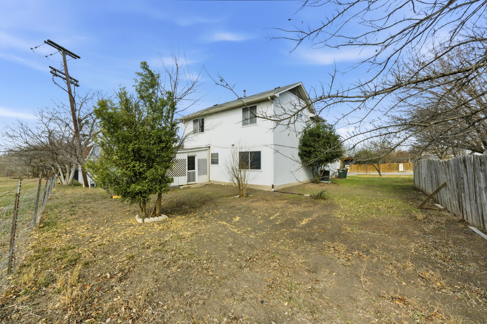 main property photo 22