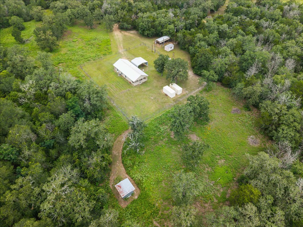 main property photo 20