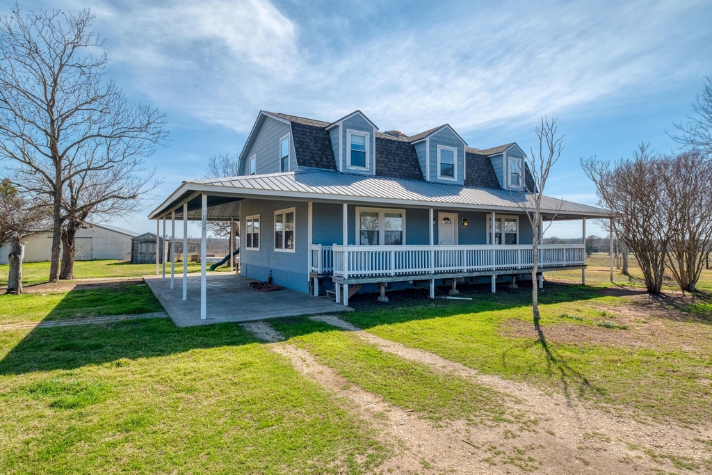 main property photo 10