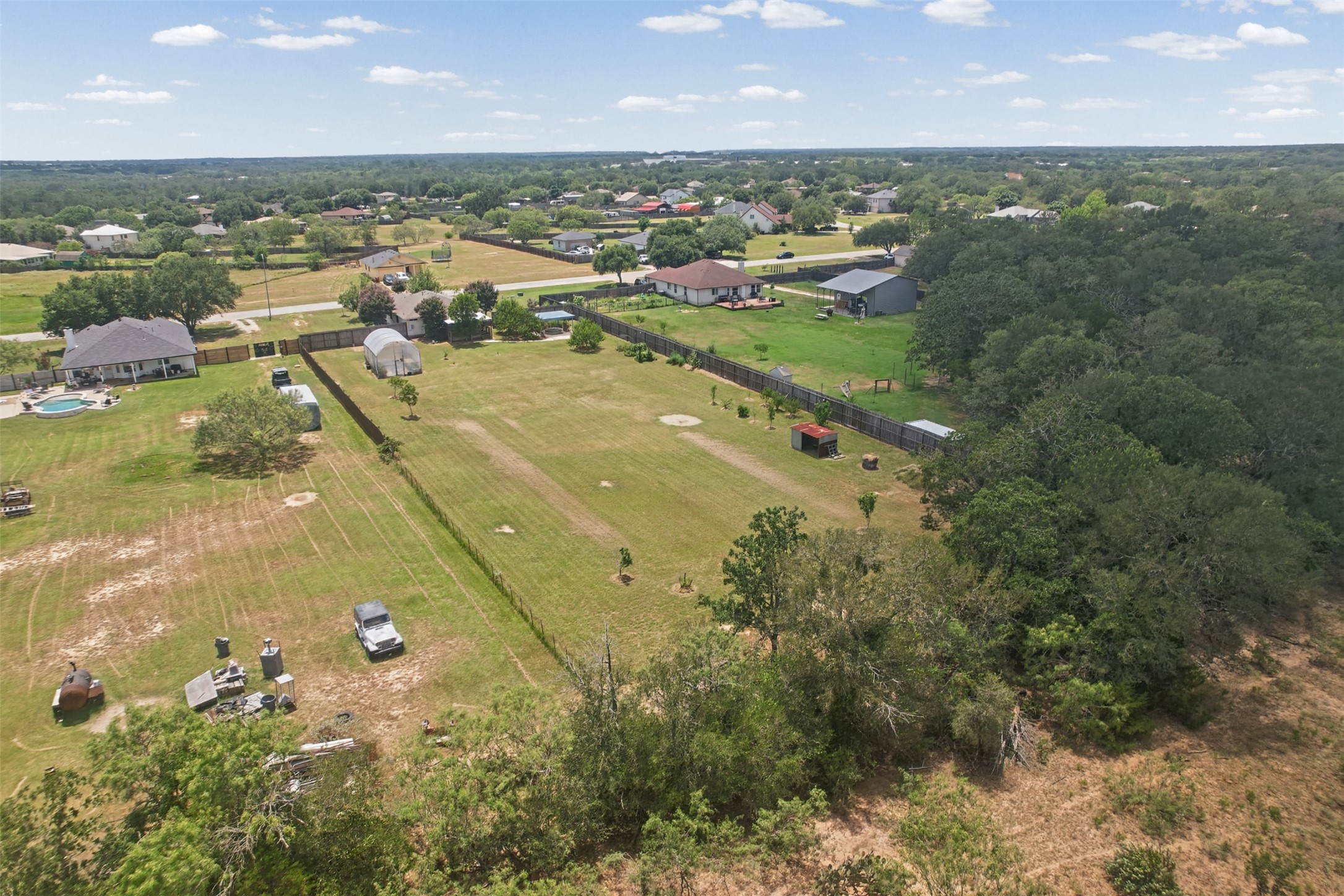 main property photo 25