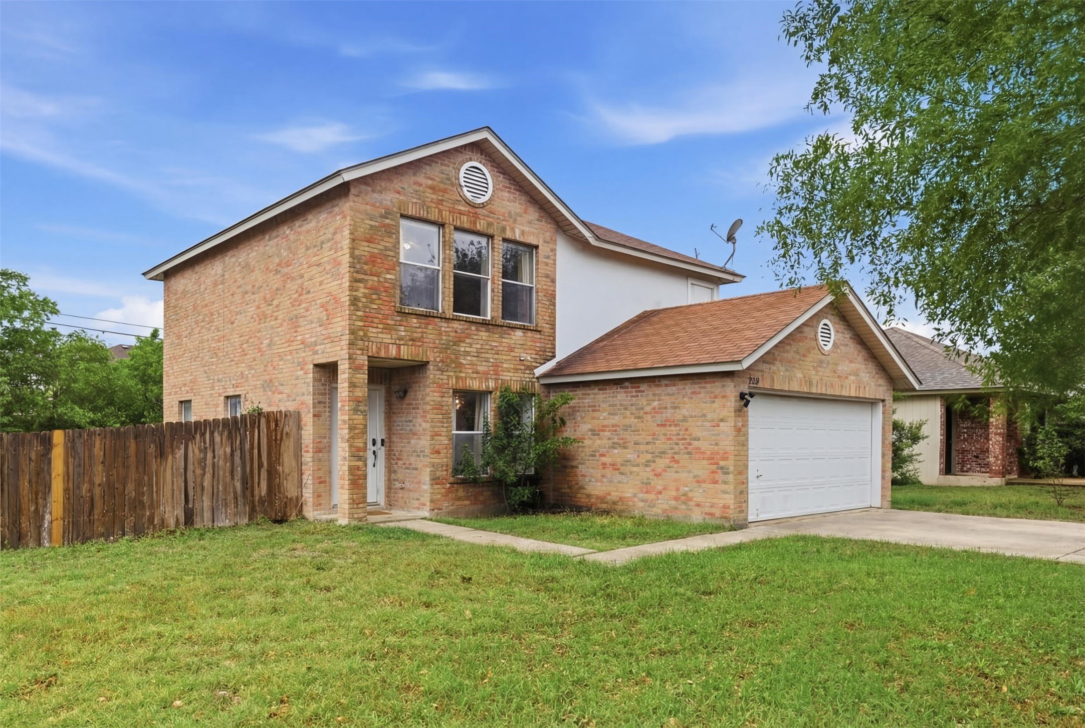 main property photo 2