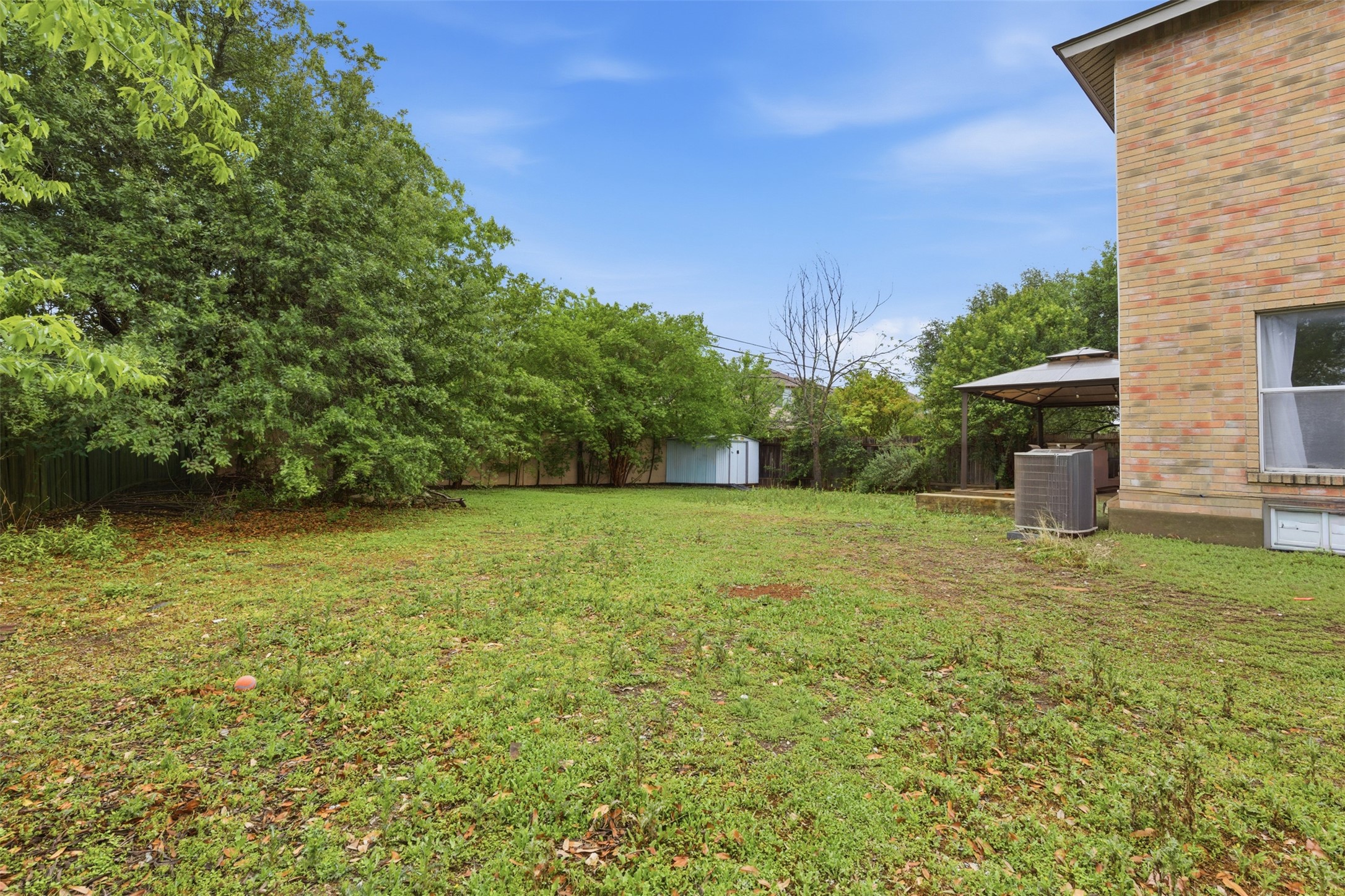 main property photo 24