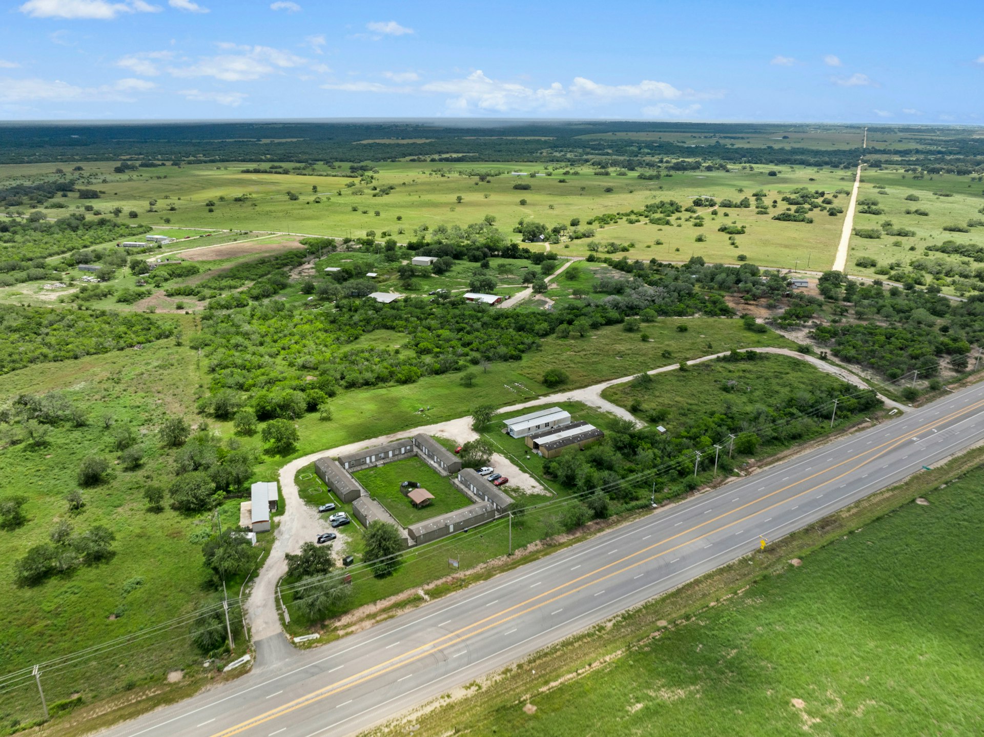 main property photo 13