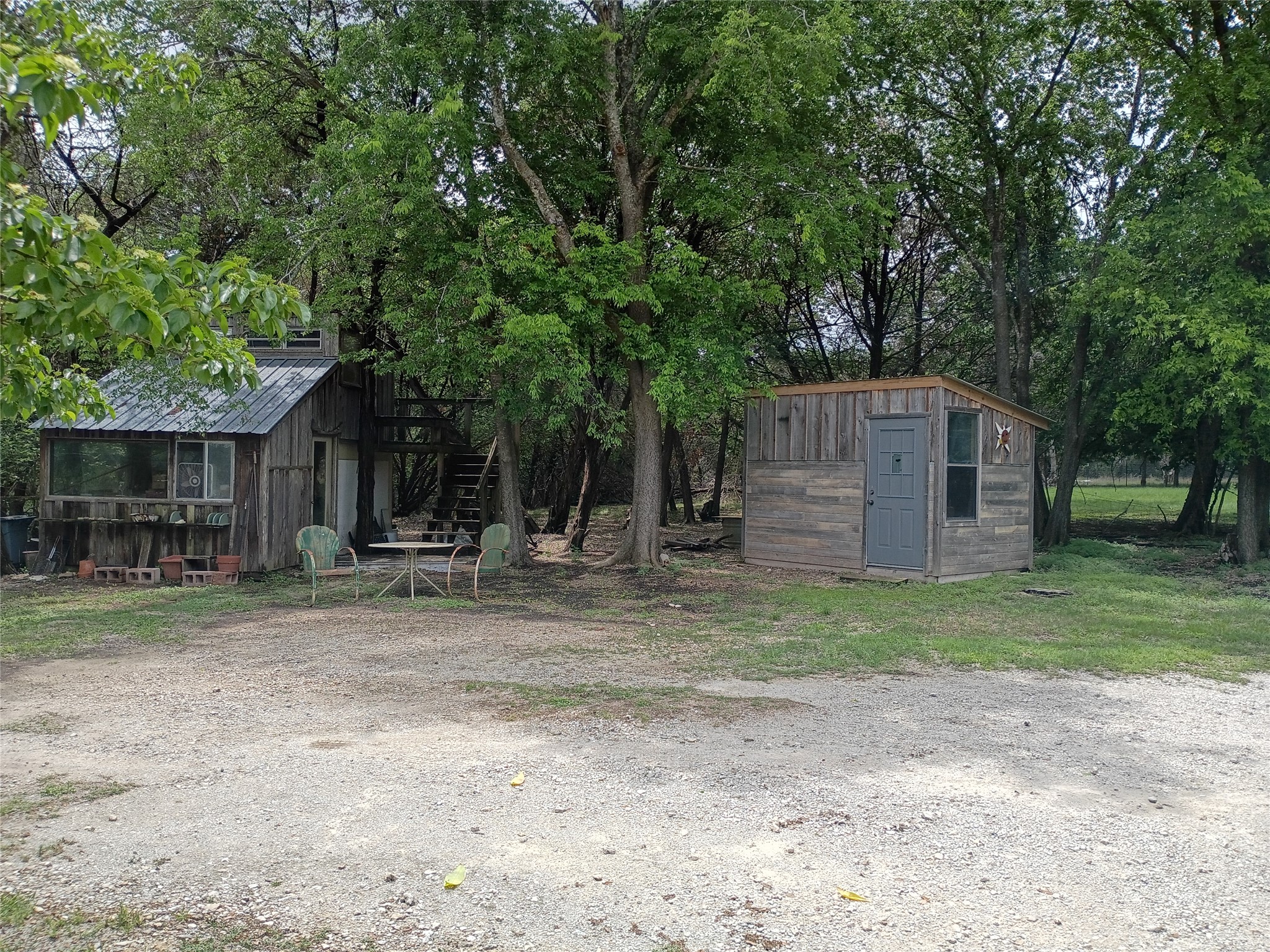 main property photo 17