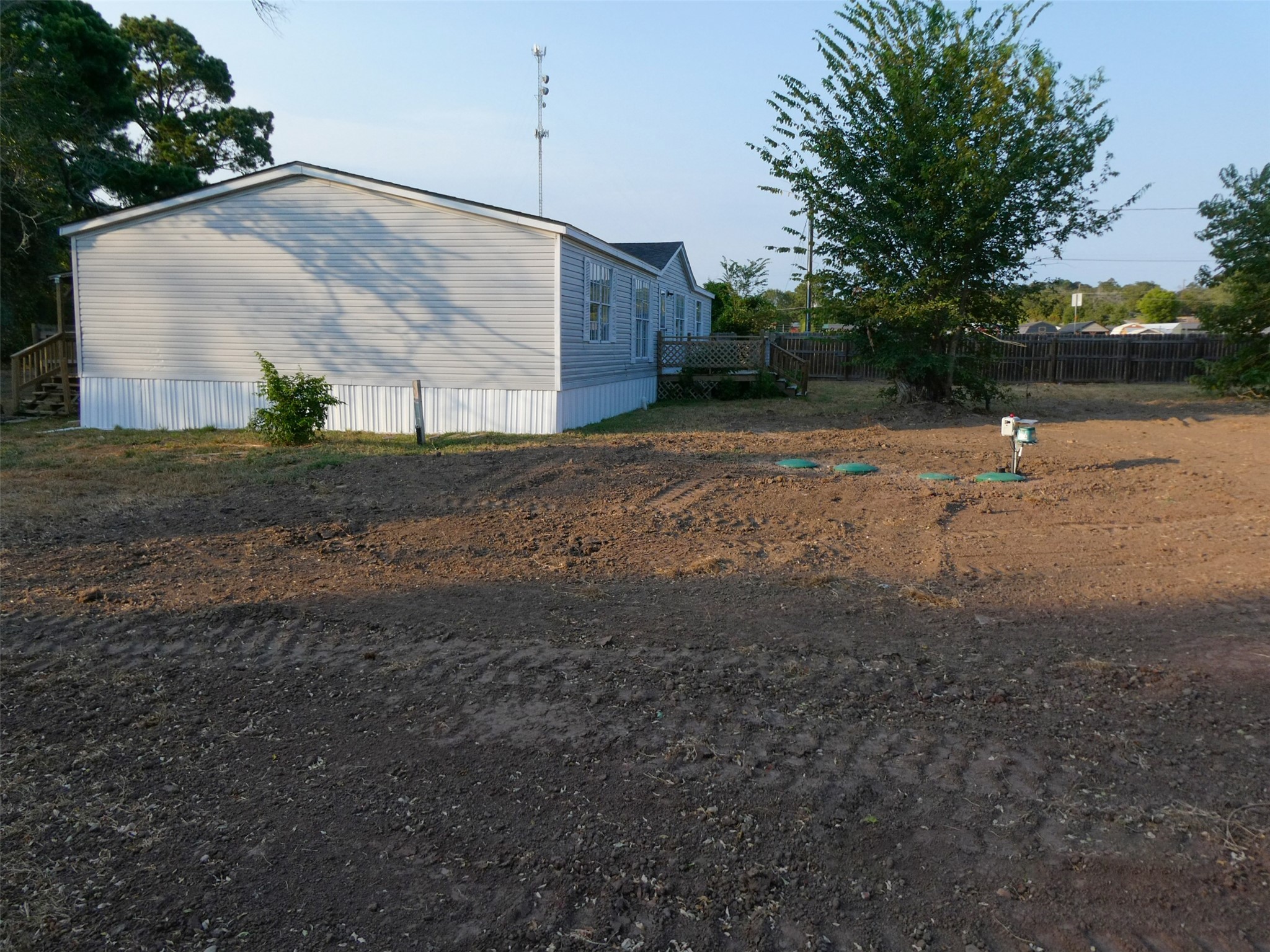 main property photo 25