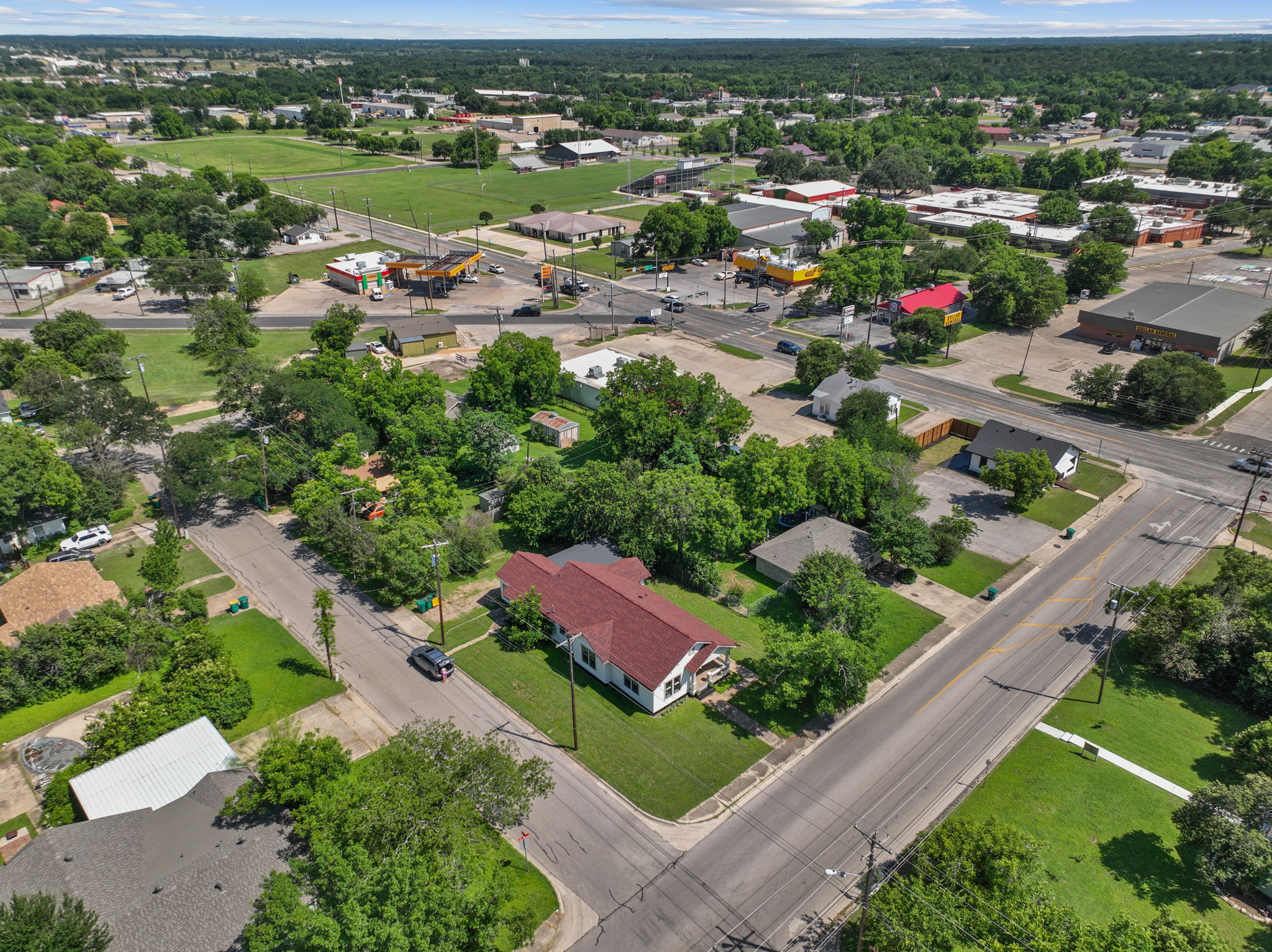 main property photo 36