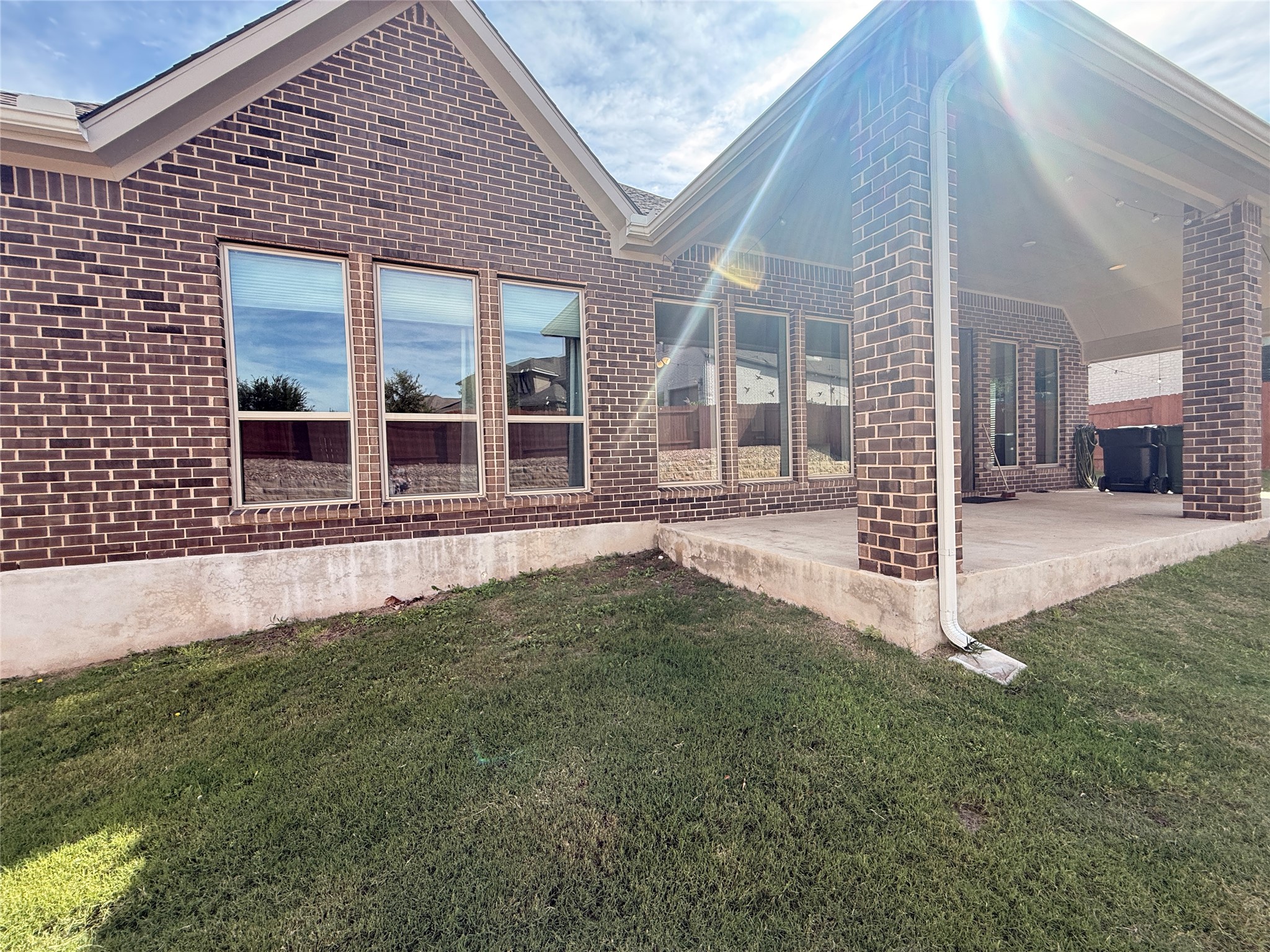 main property photo 31