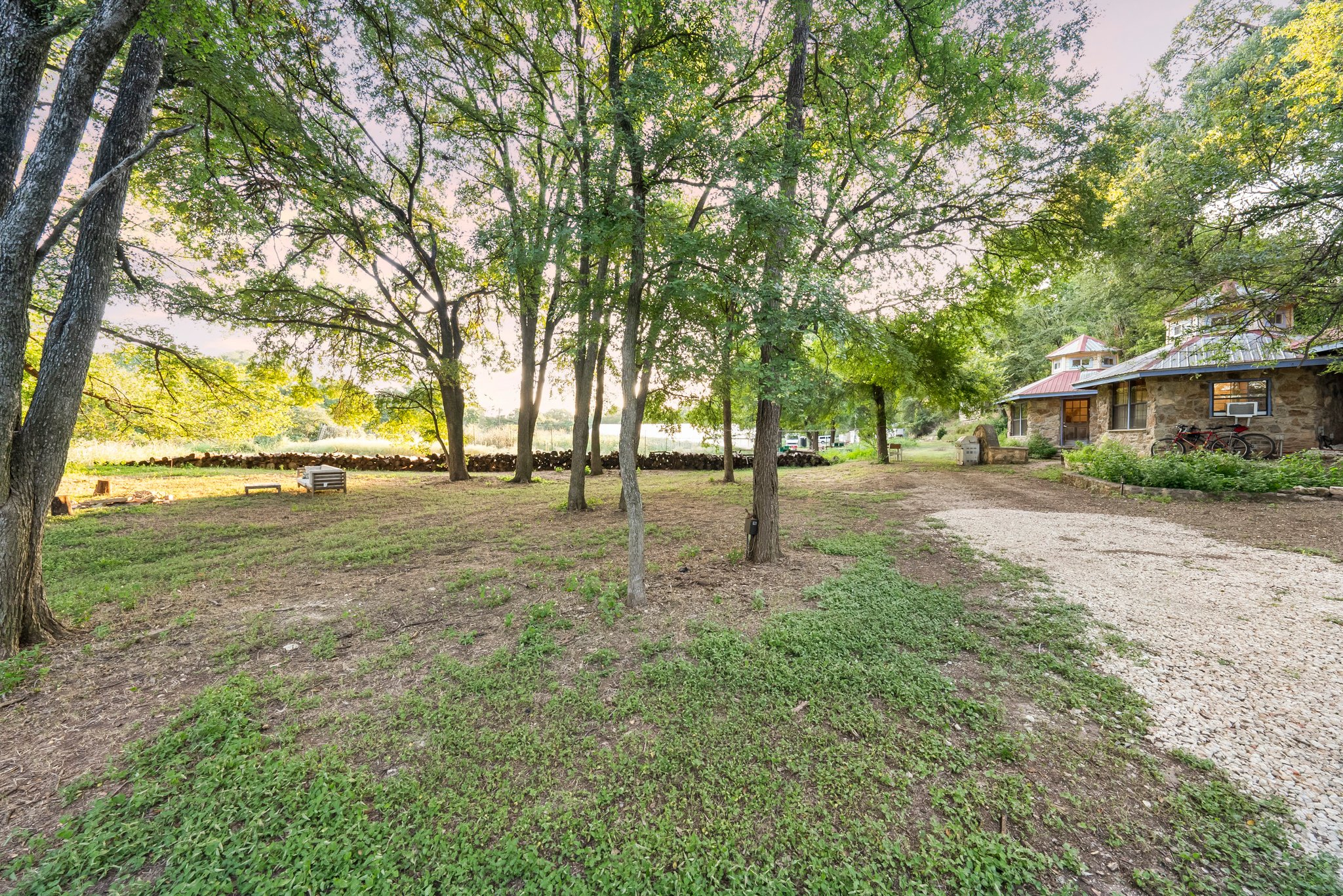 main property photo 37