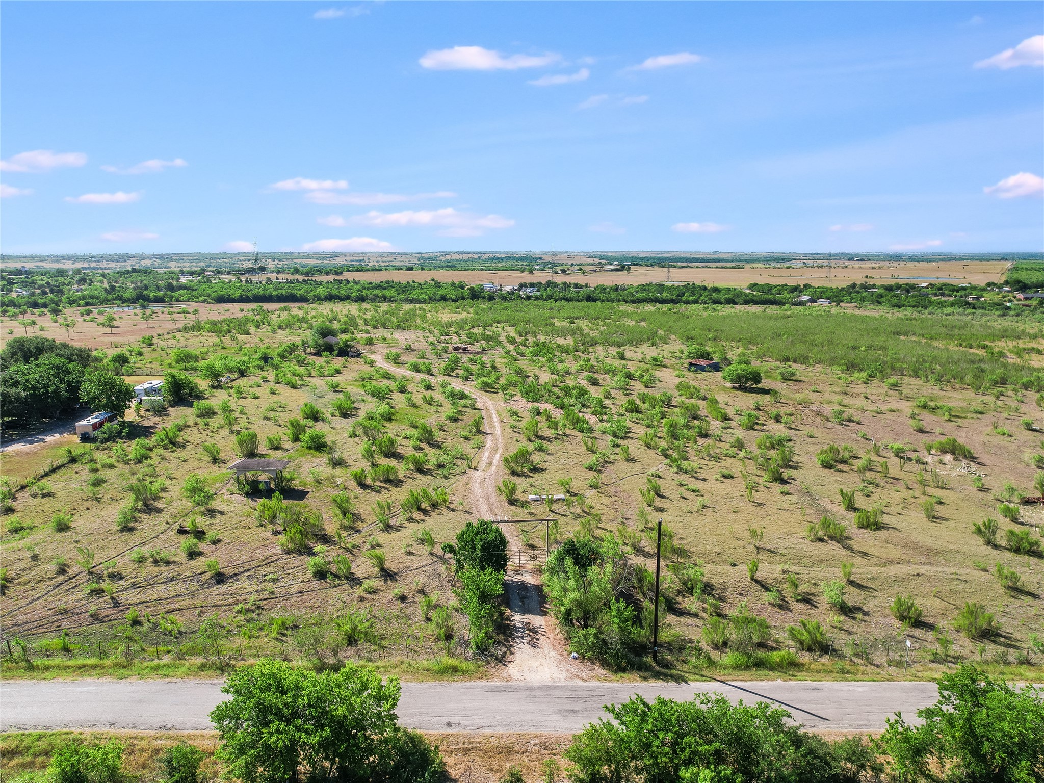 main property photo 7