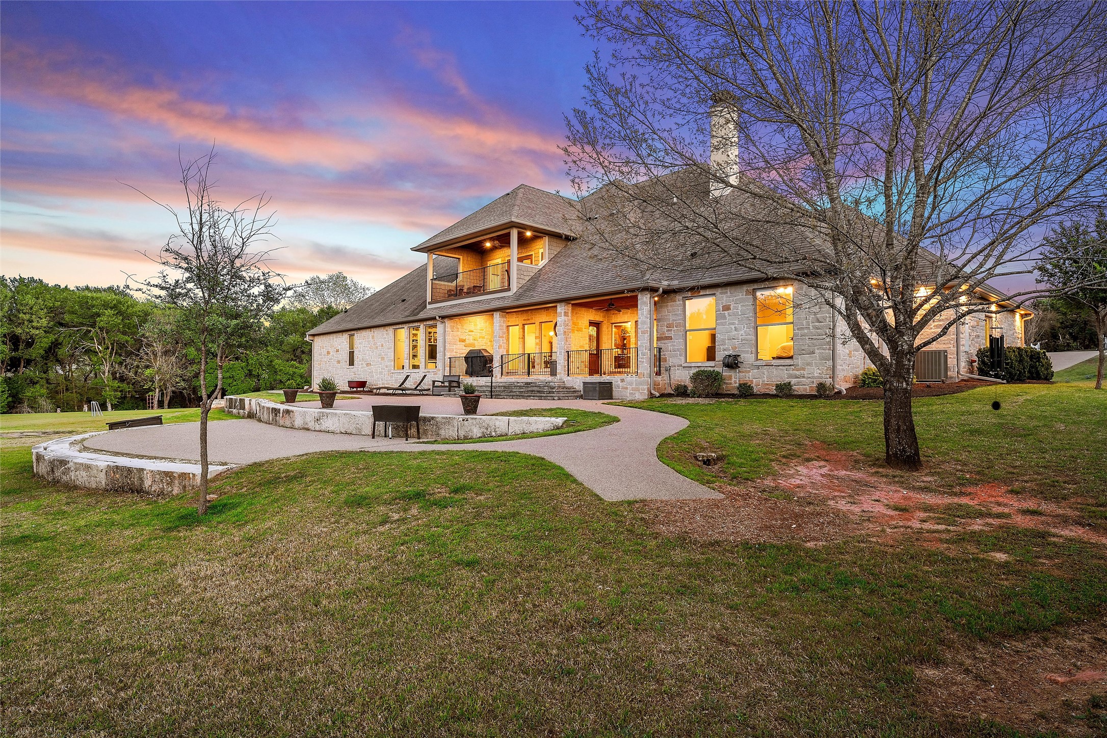 main property photo 32