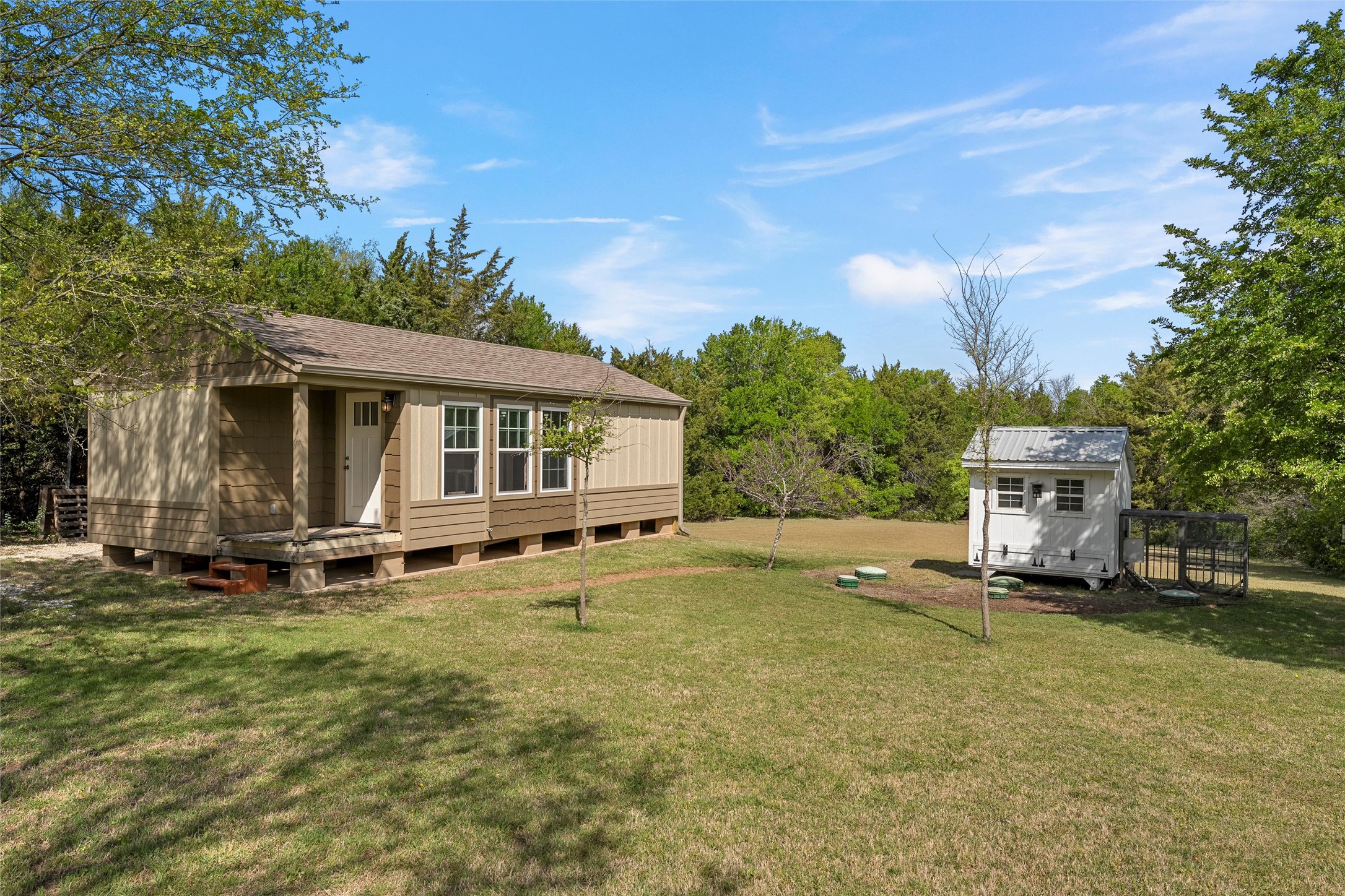main property photo 36