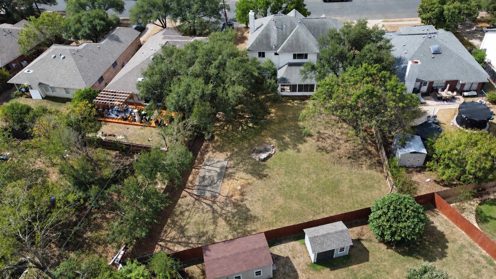 main property photo 35