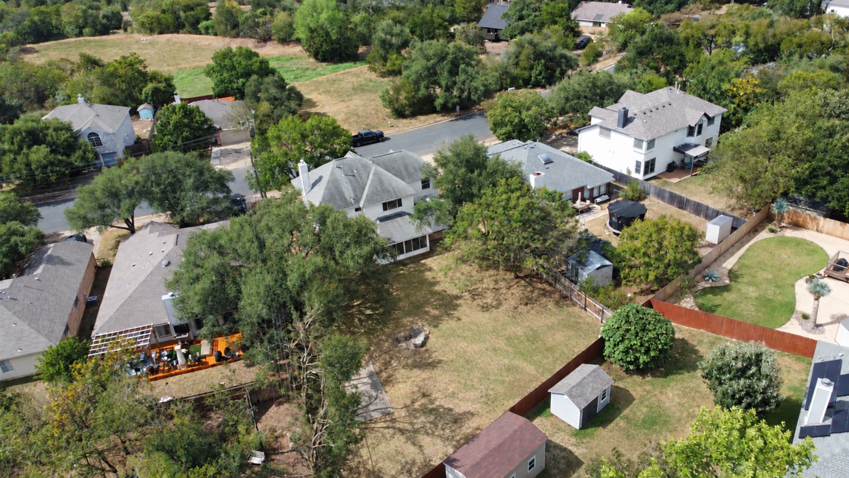 main property photo 36