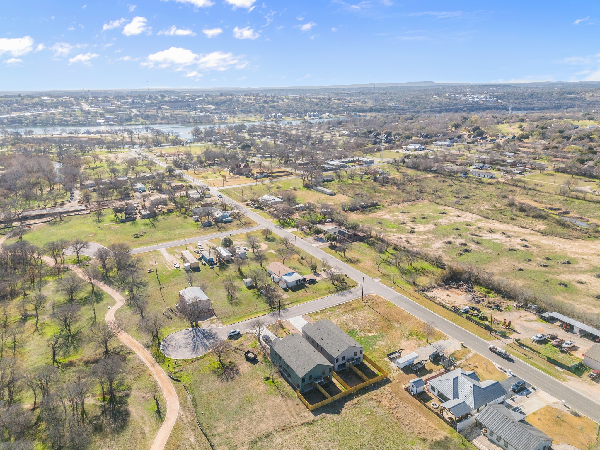 main property photo 35