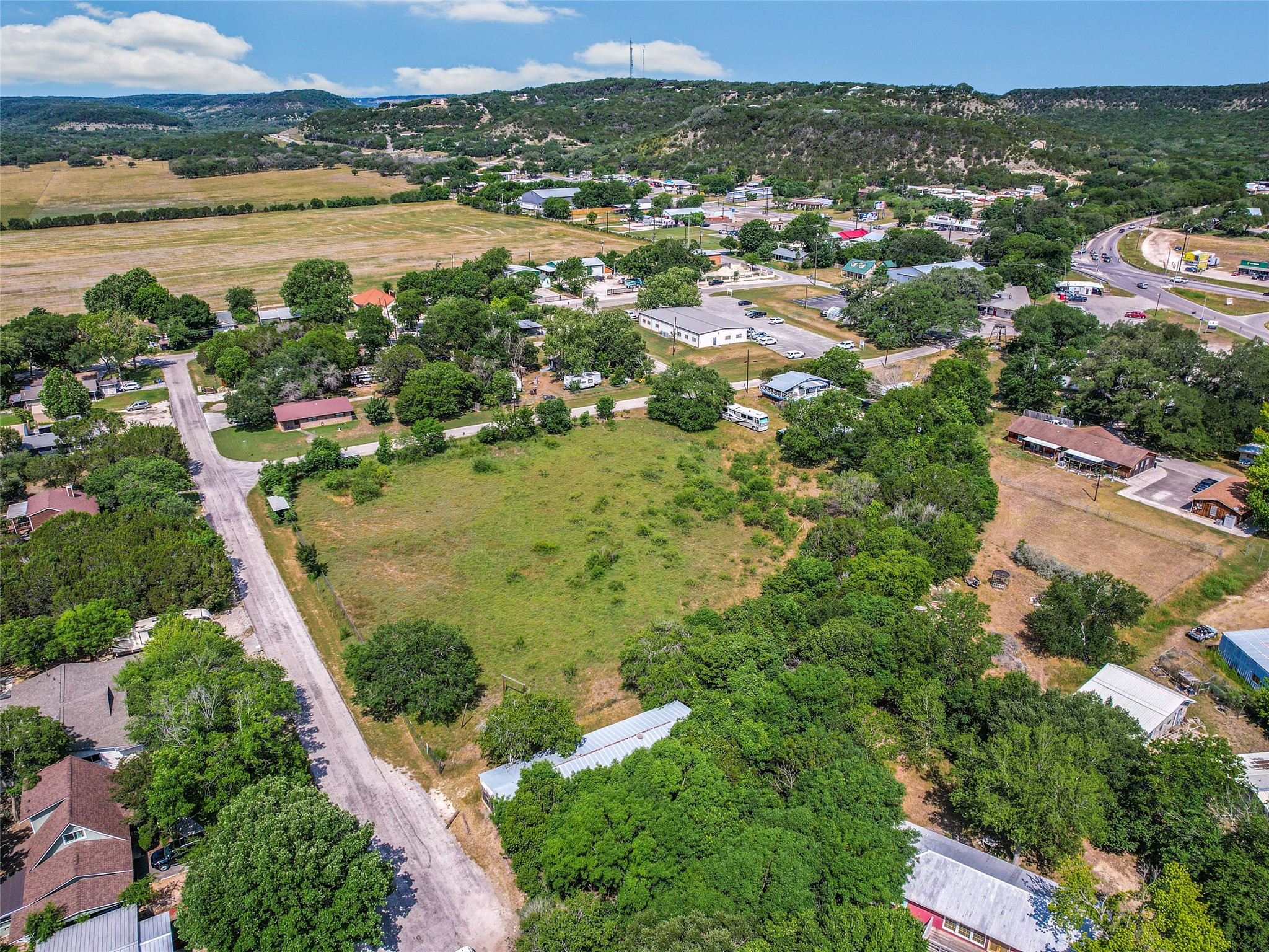 main property photo 5