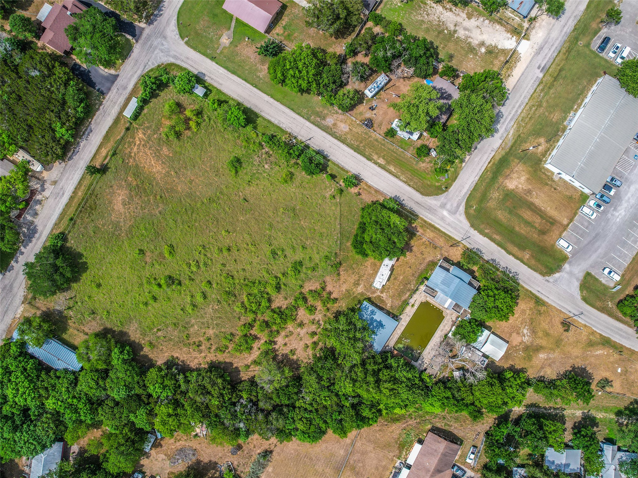 main property photo 9