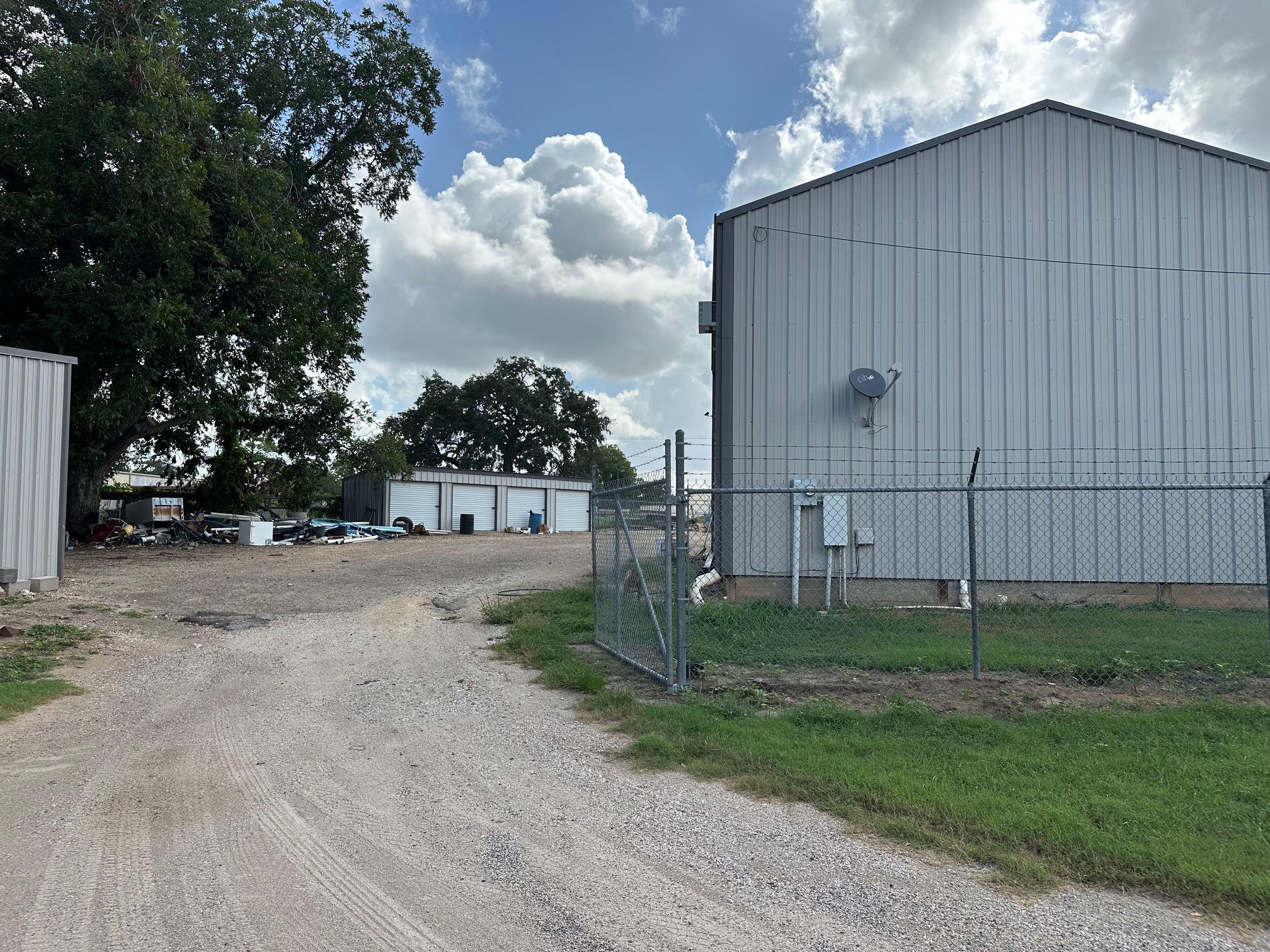 main property photo 7