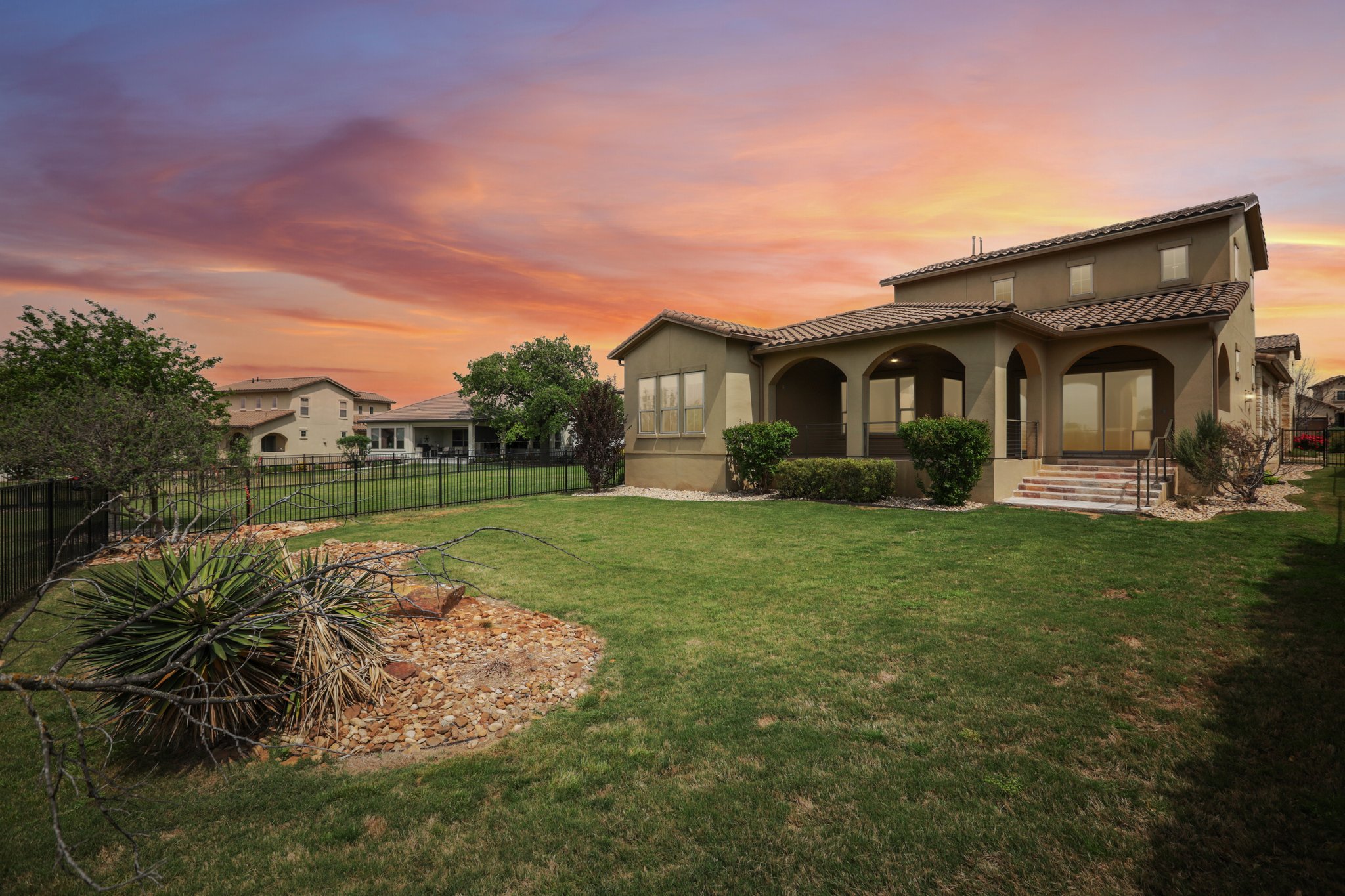 main property photo 32