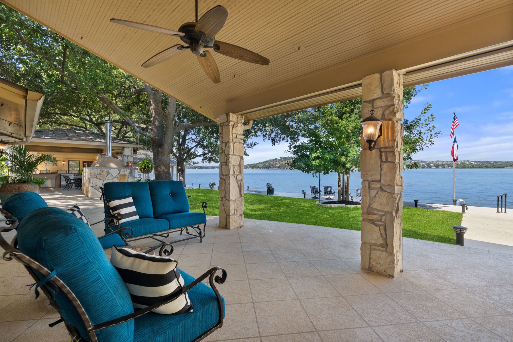 main property photo 12