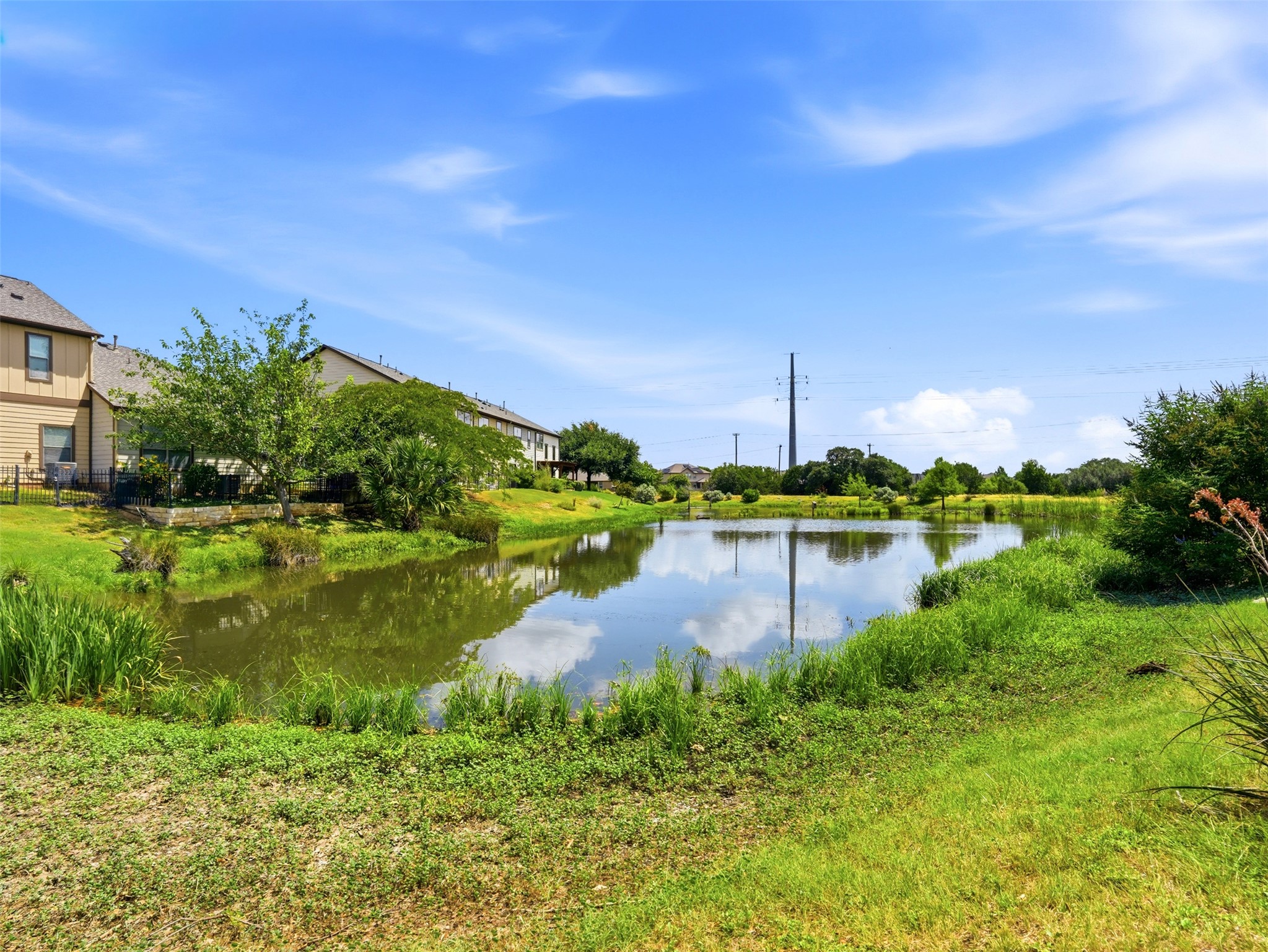 main property photo 23